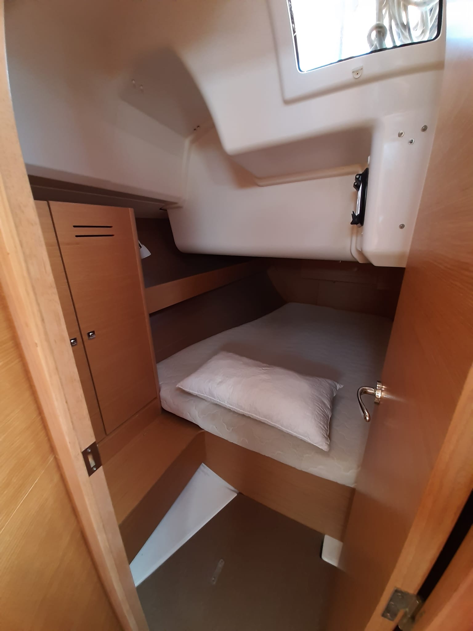 Dufour 382 GL — photo 9