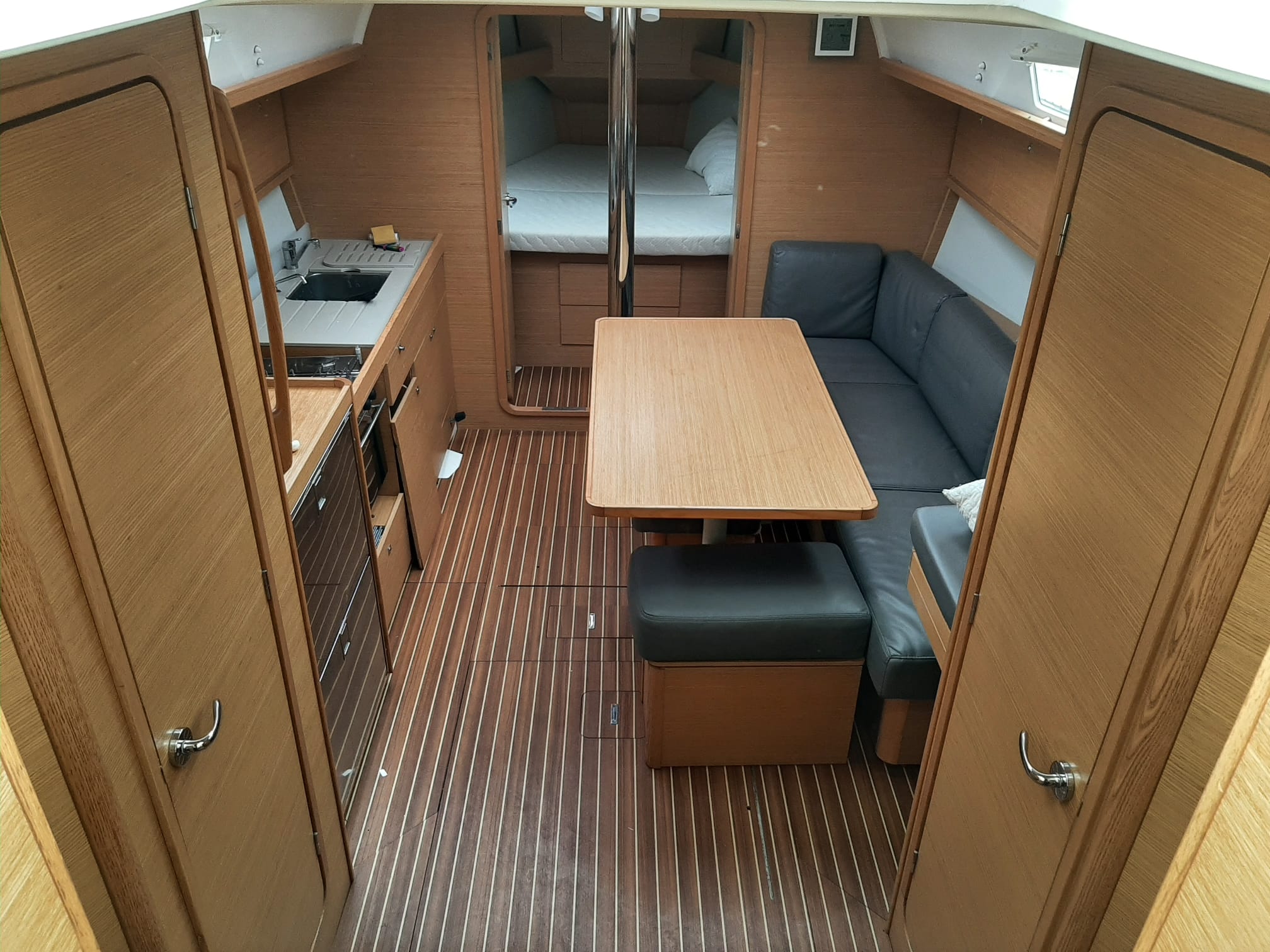 Dufour 382 GL — photo 4