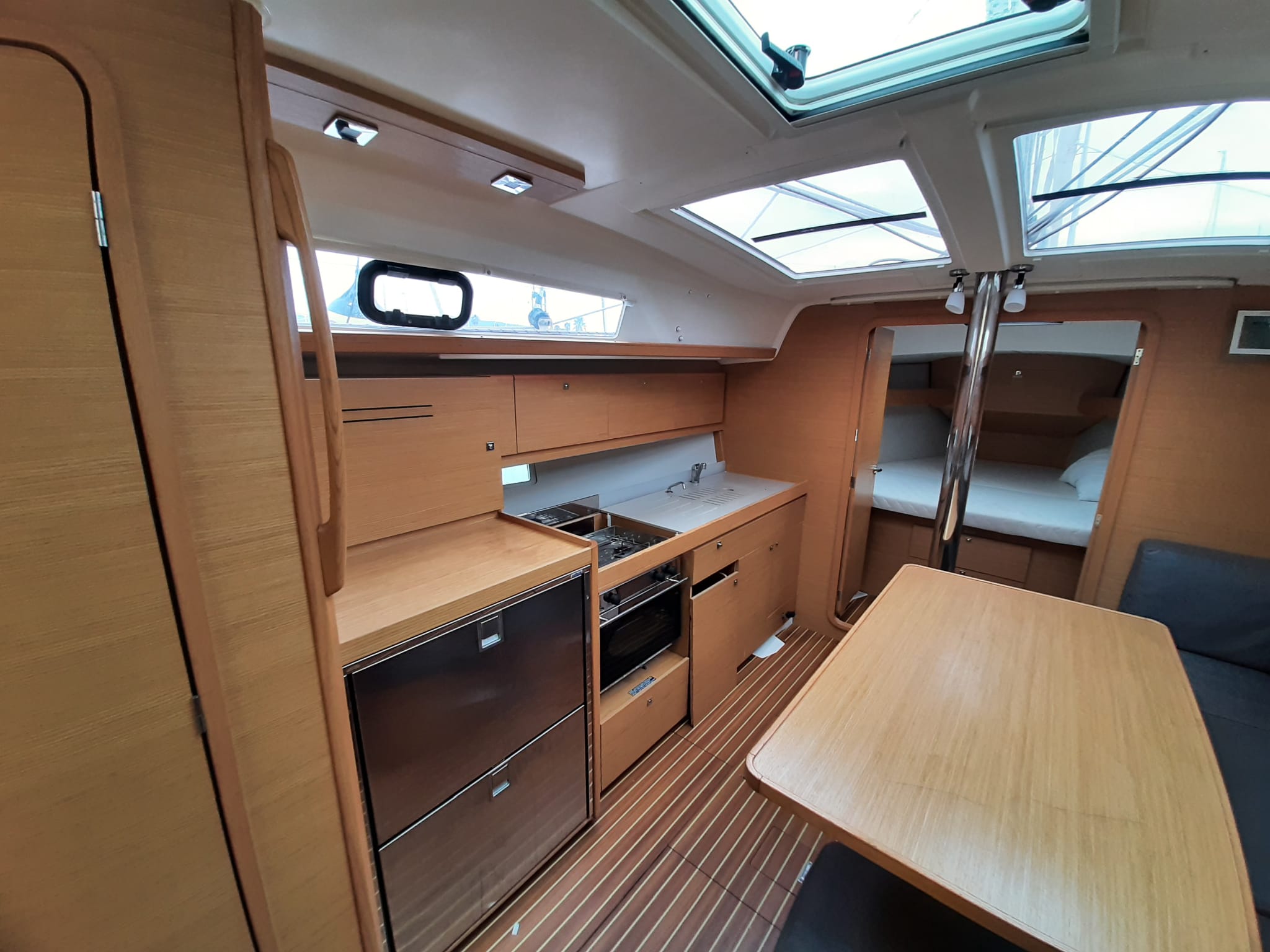 Dufour 382 GL — photo 5
