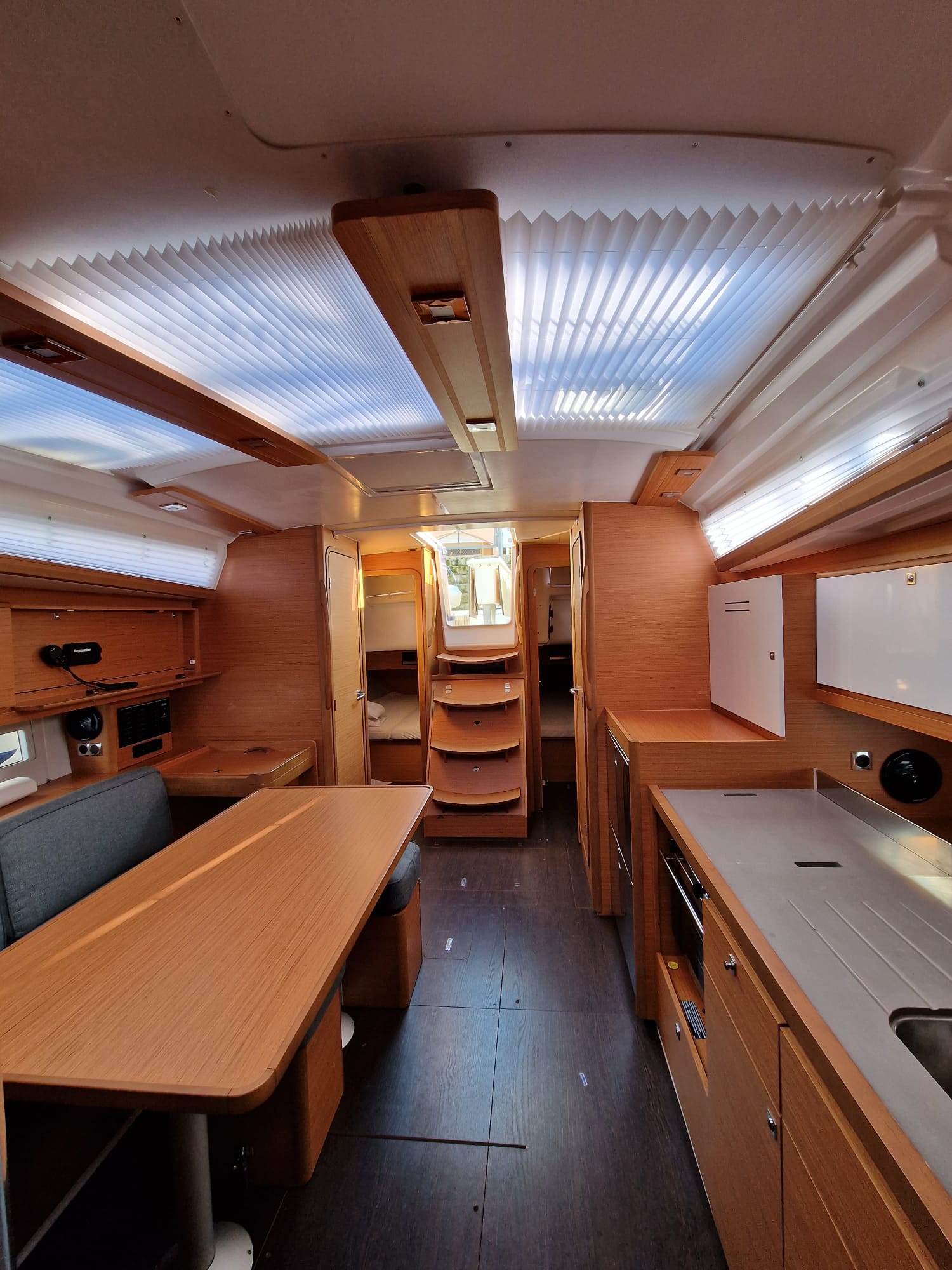 Dufour 390 GL — photo 7