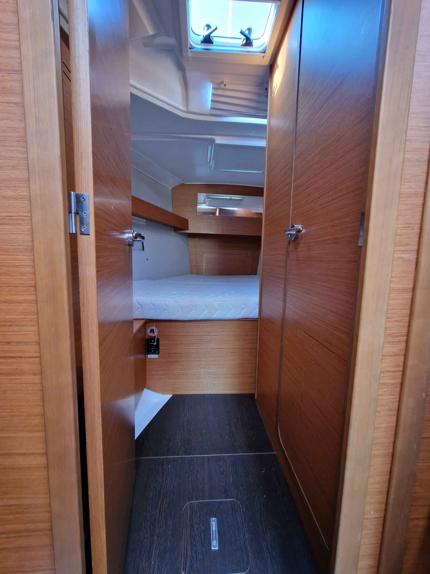 Dufour 390 GL — photo 8