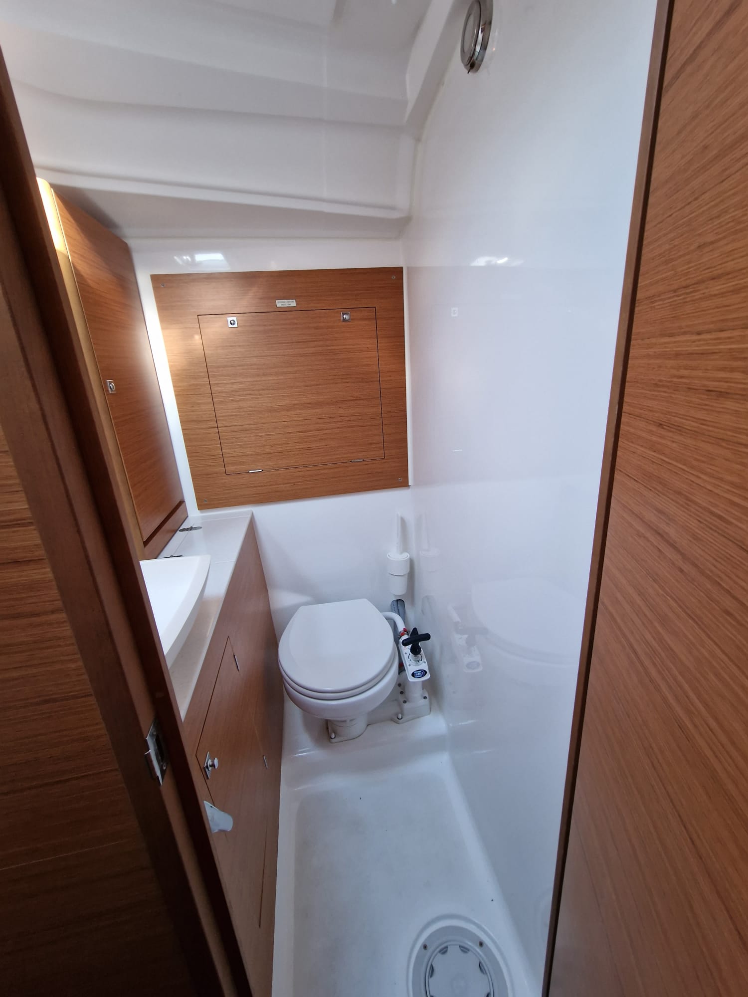 Dufour 390 GL — photo 9