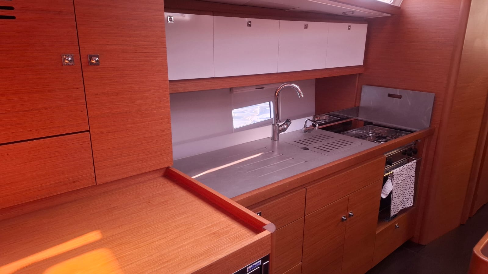 Dufour 430 GL — photo 8