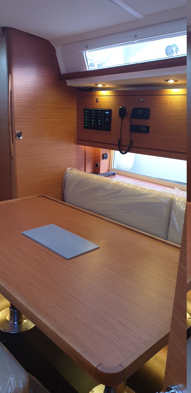 Dufour 470 - 4 + 1 cab. — photo 12
