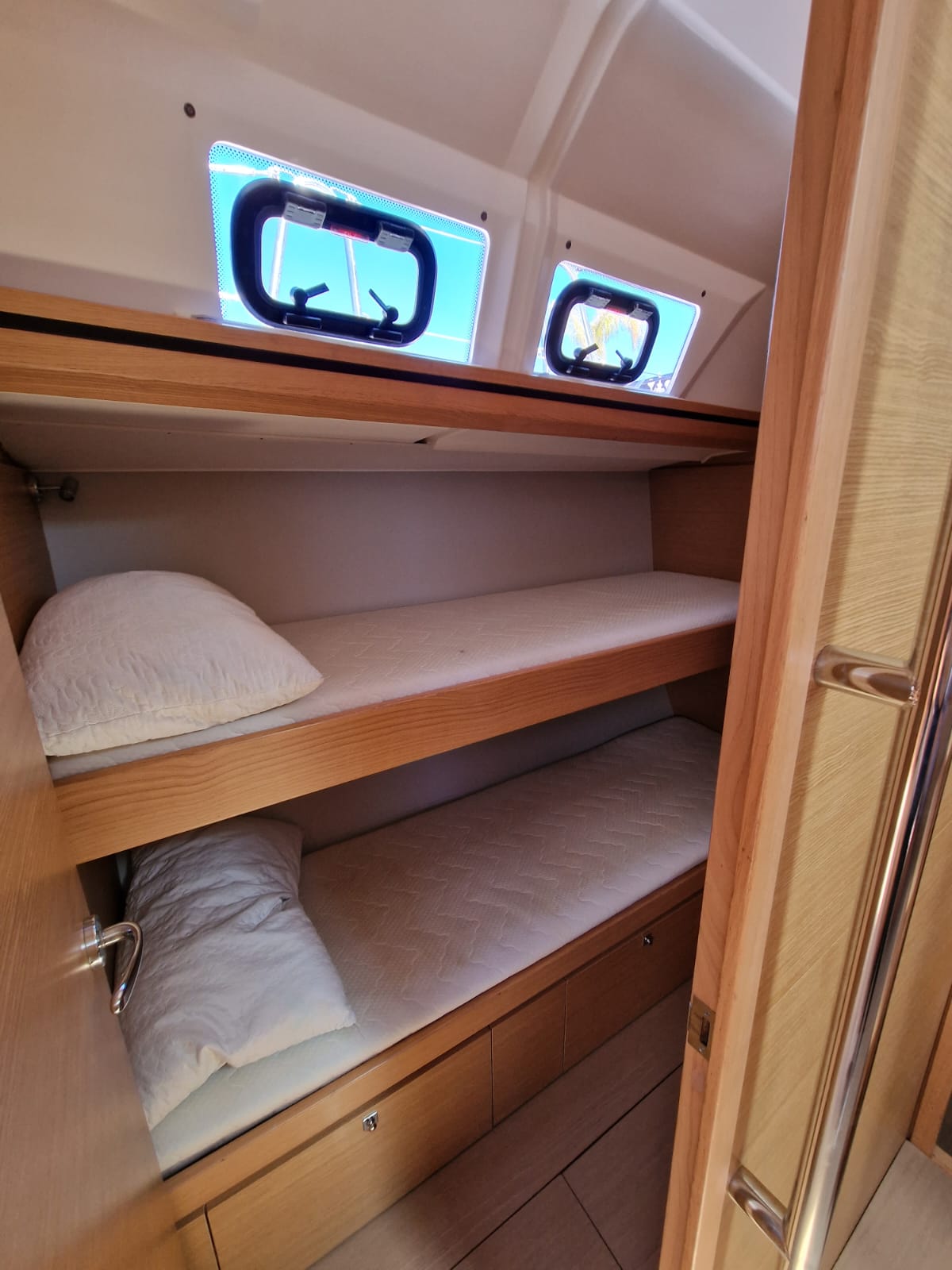 Dufour 520 GL — photo 7