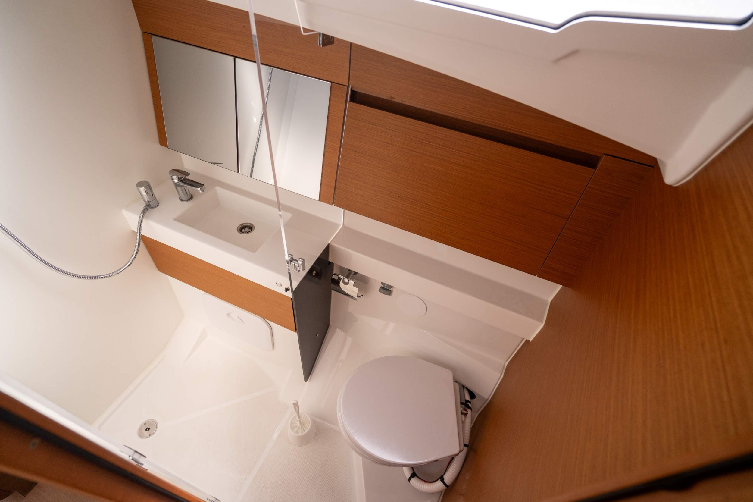 Sun Odyssey 410 - 3 cab. — photo 12