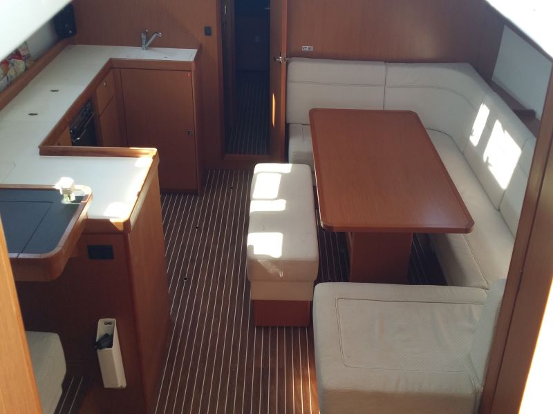 Bavaria Cruiser 51 — photo 4