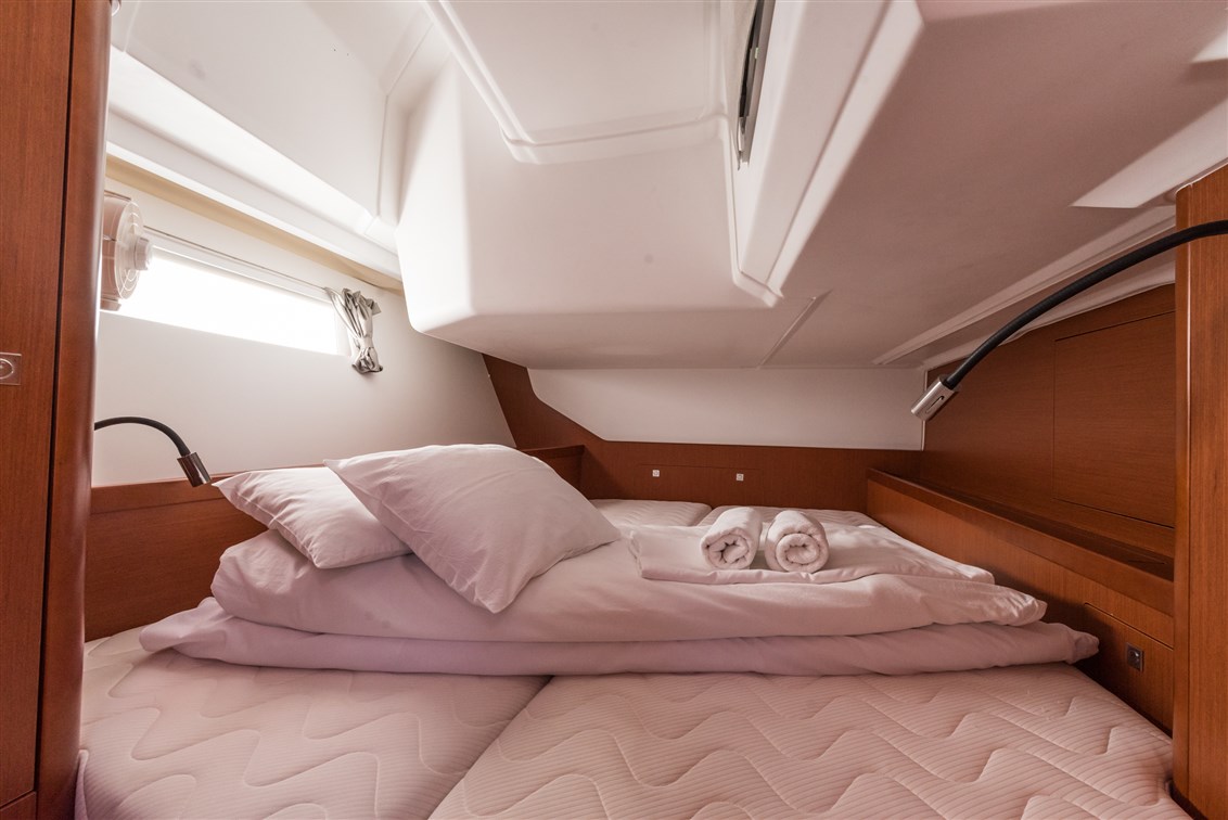Oceanis 45 - 4 cab. — photo 26