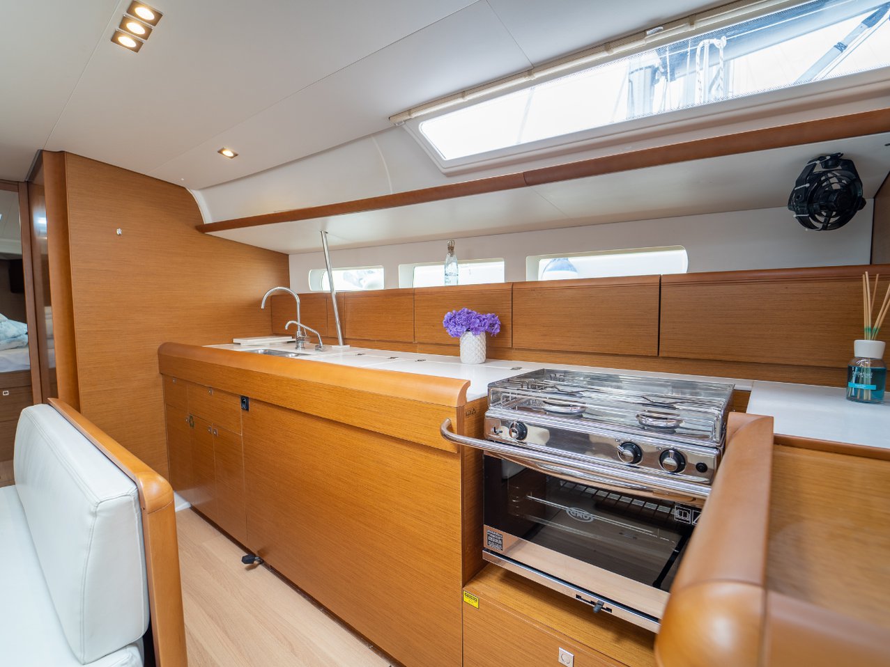 Sun Odyssey 519 - 5 cab. — photo 10