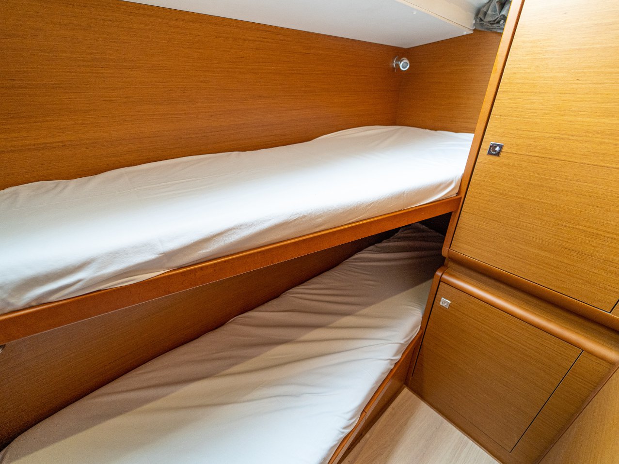 Sun Odyssey 519 - 5 cab. — photo 18