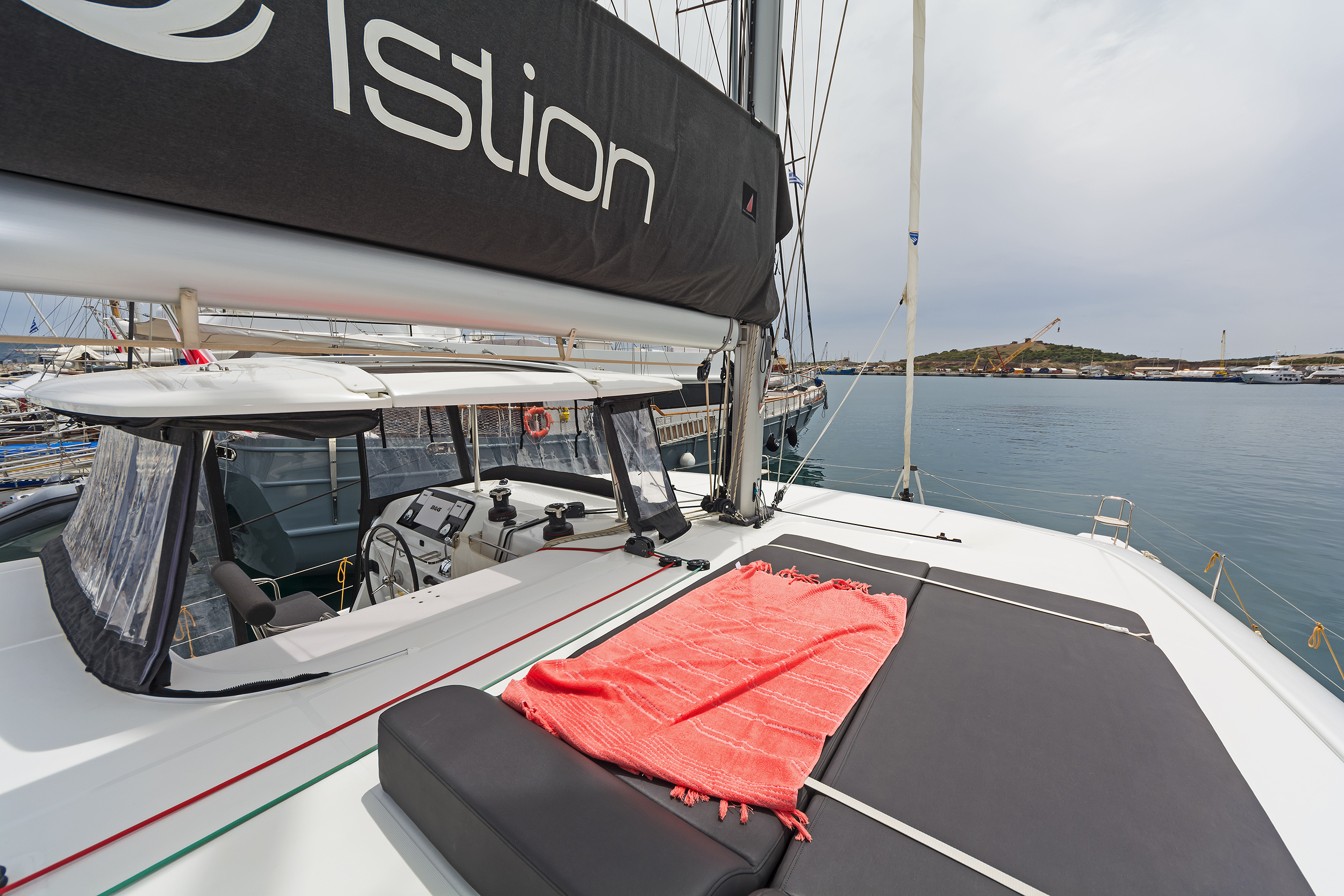 Lagoon 42 - 4 + 2 cab. — photo 21