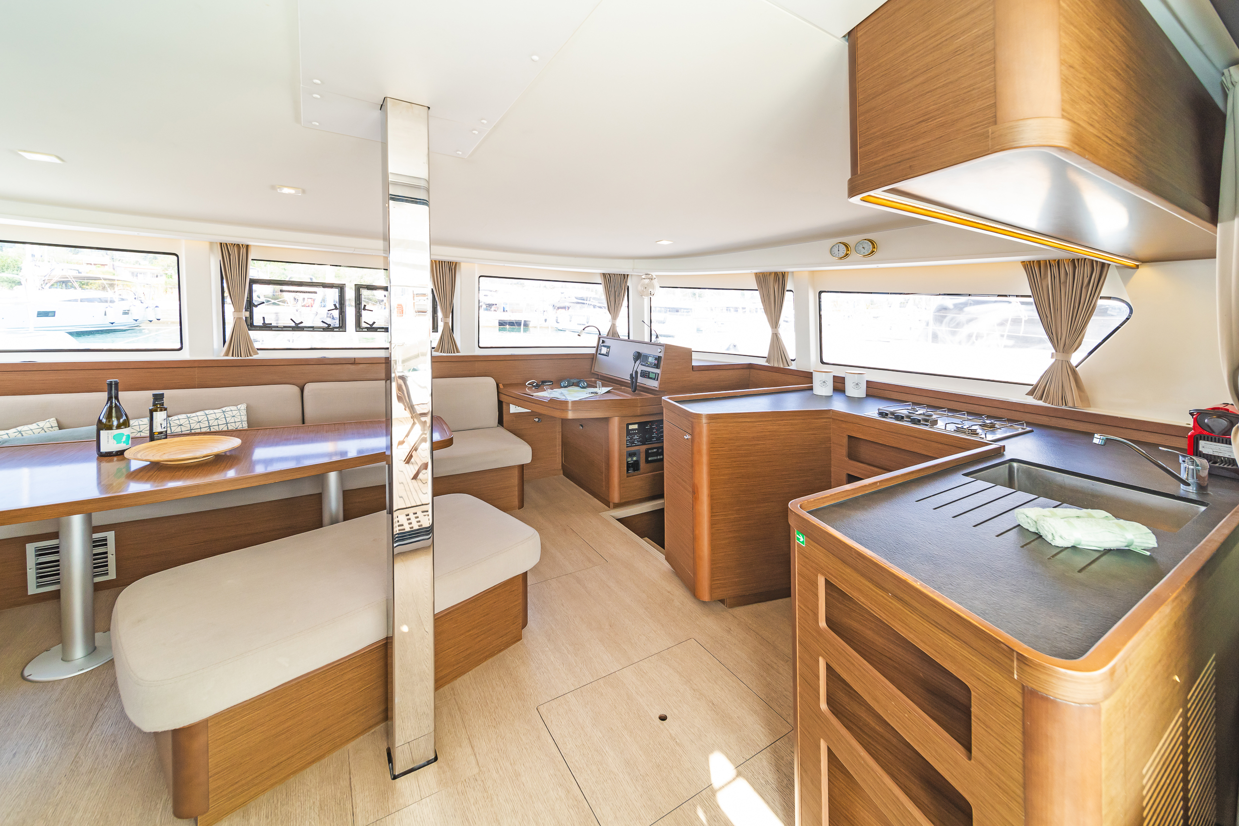 Lagoon 42 - 4 + 2 cab. — photo 16