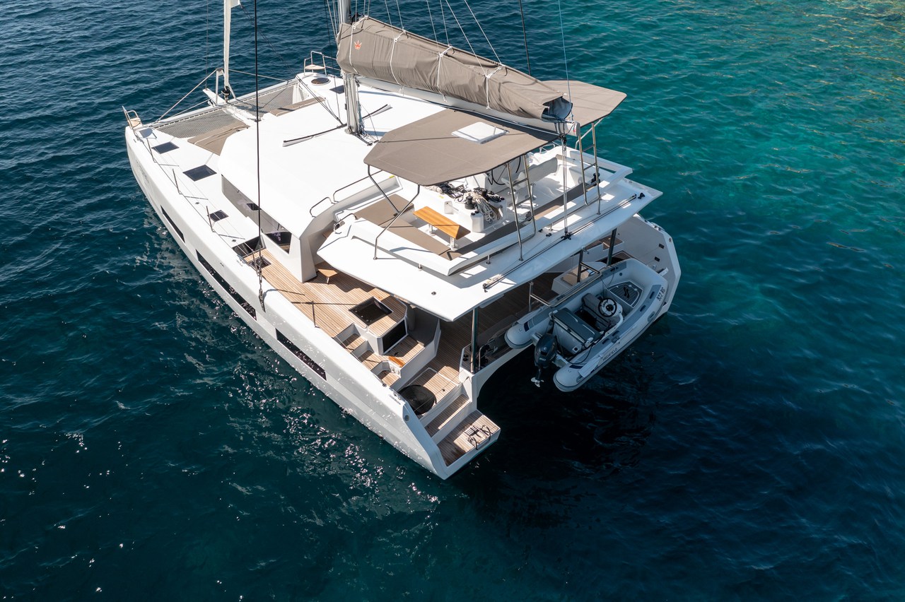 Dufour 48 Catamaran - 5 + 1 cab. — photo 5