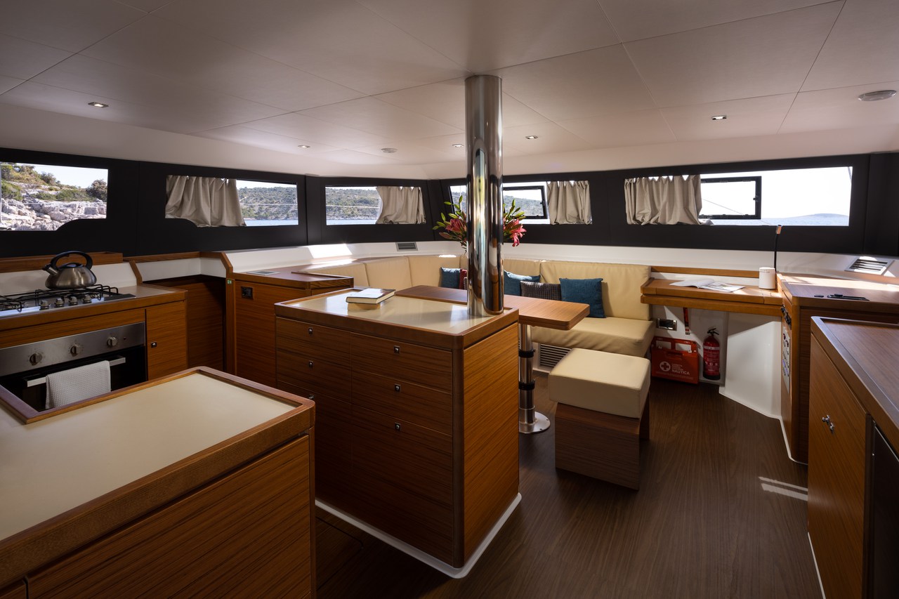 Dufour 48 Catamaran - 5 + 1 cab. — photo 15