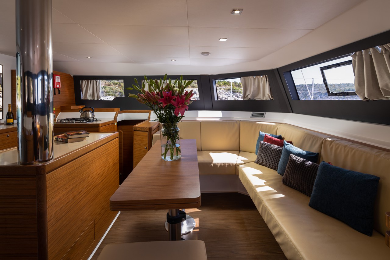 Dufour 48 Catamaran - 5 + 1 cab. — photo 17