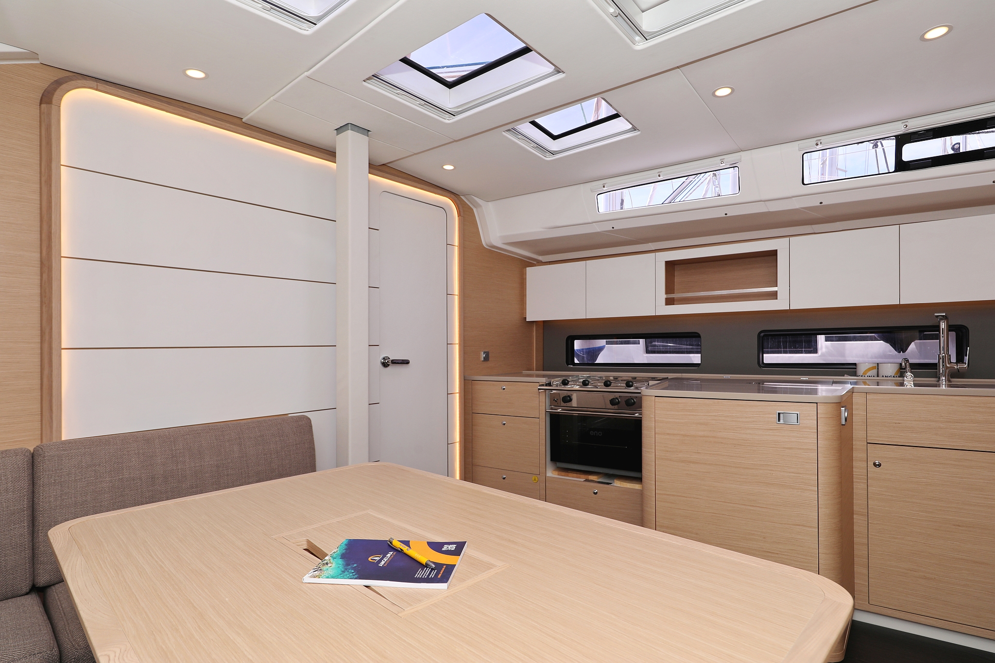 Dufour 41 - 3 cab. — photo 12
