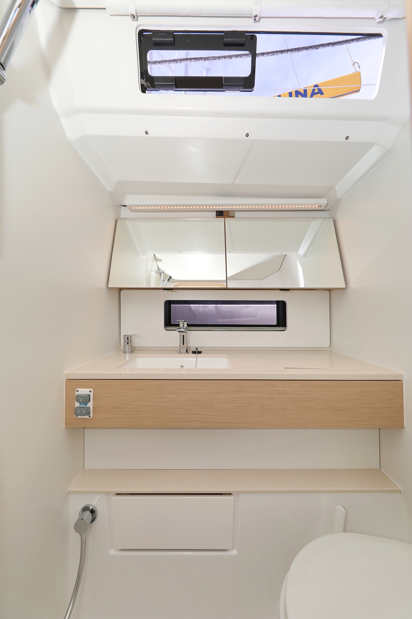 Dufour 41 - 3 cab. — photo 30