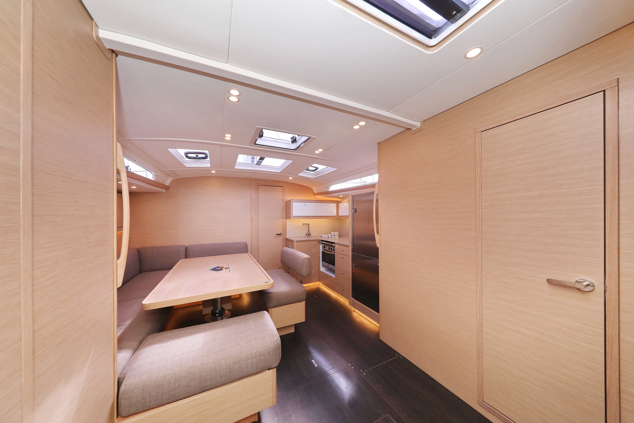 Dufour 470 - 4 cab. — photo 13