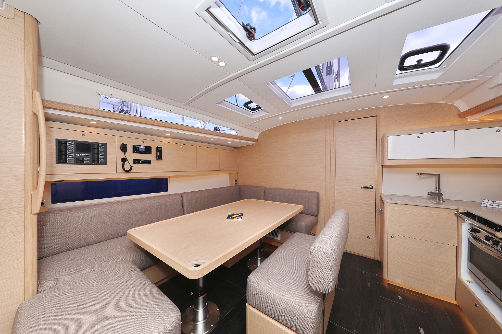 Dufour 470 - 4 cab. — photo 15