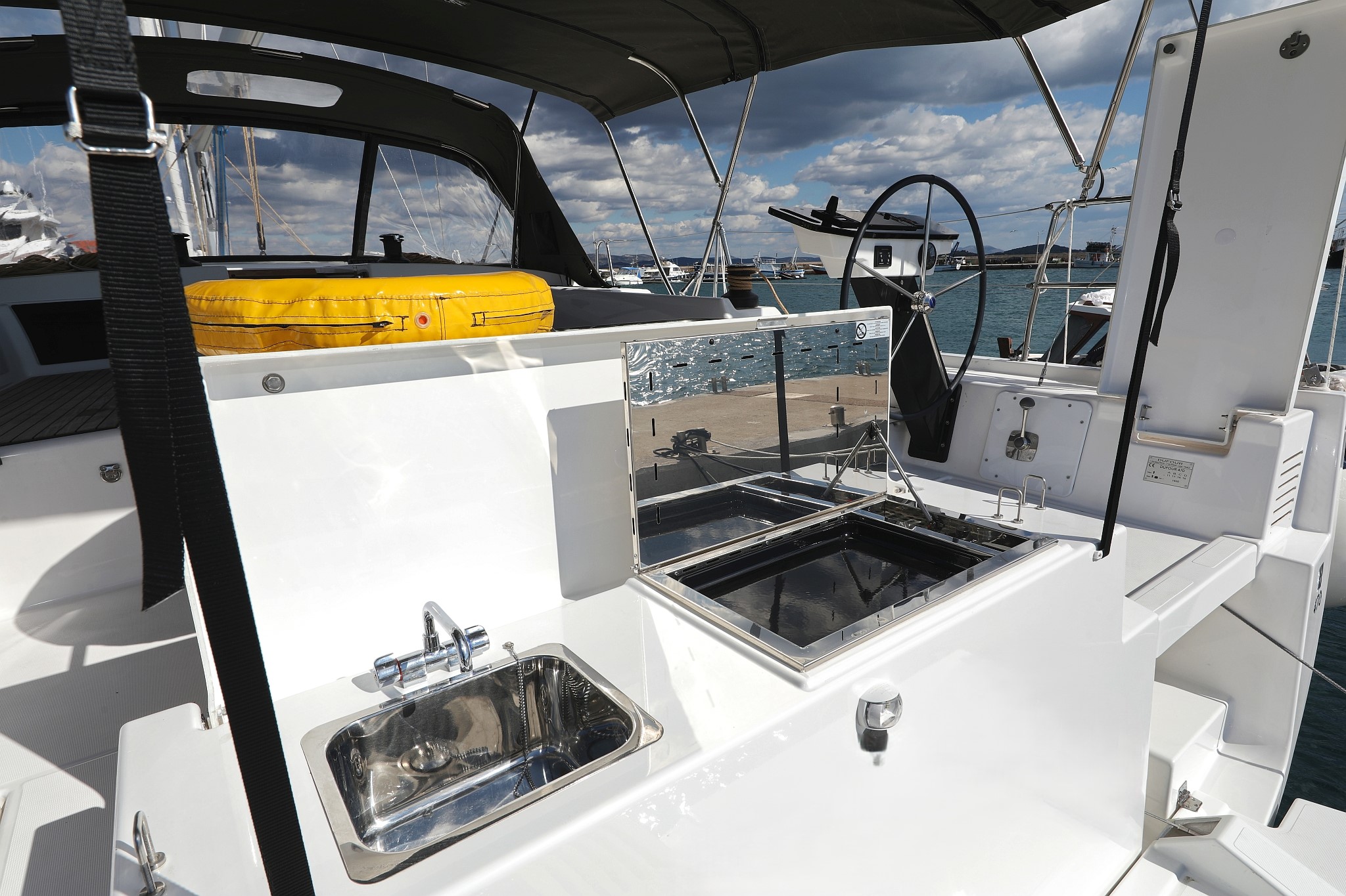 Dufour 470 - 4 cab. — photo 43