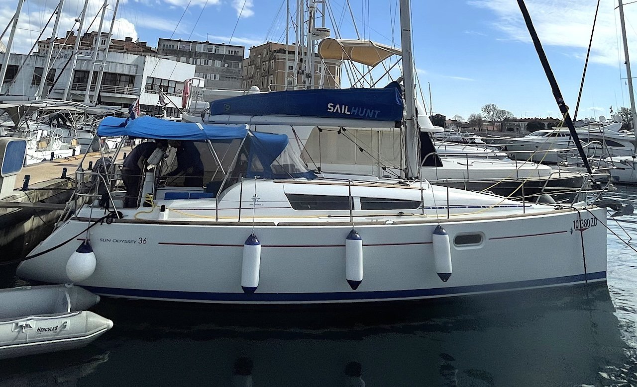 Sun Odyssey 36i — photo 1