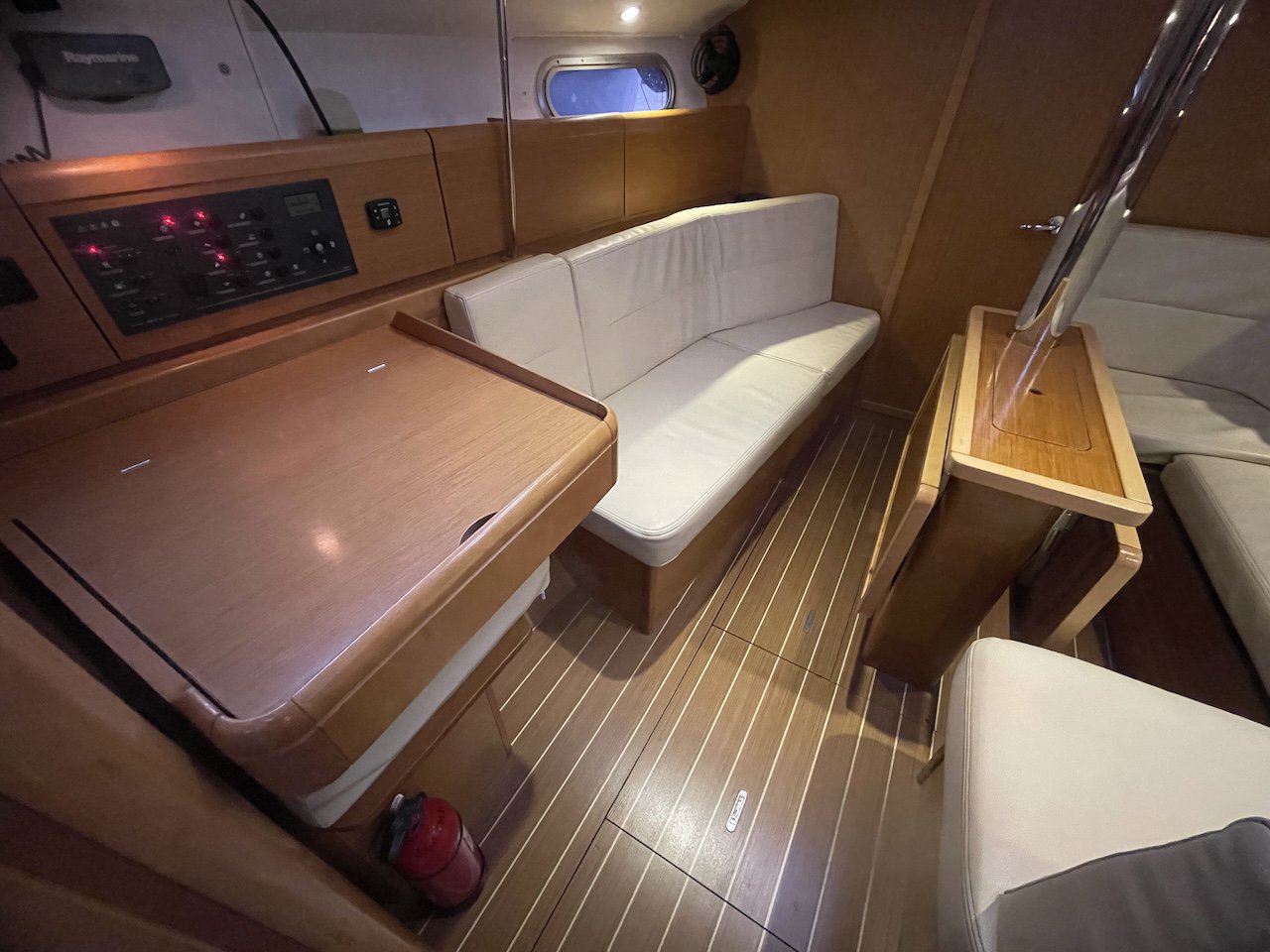 Sun Odyssey 36i — photo 10