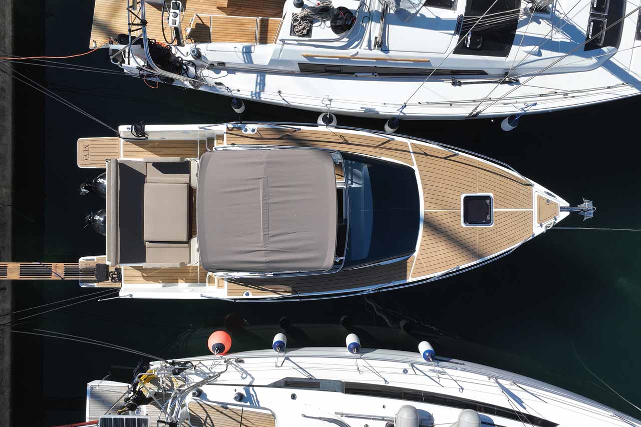 Nuva M9 Cabin — photo 6
