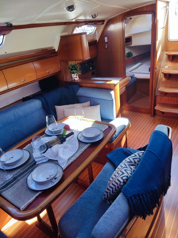 Bavaria 38 — photo 15