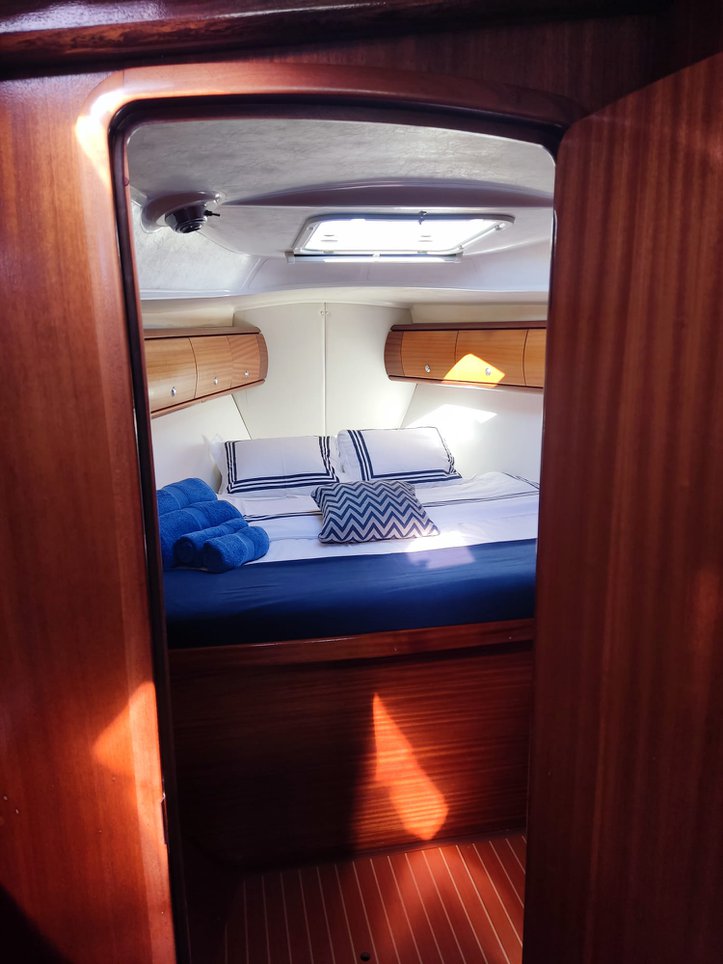 Bavaria 38 — photo 20