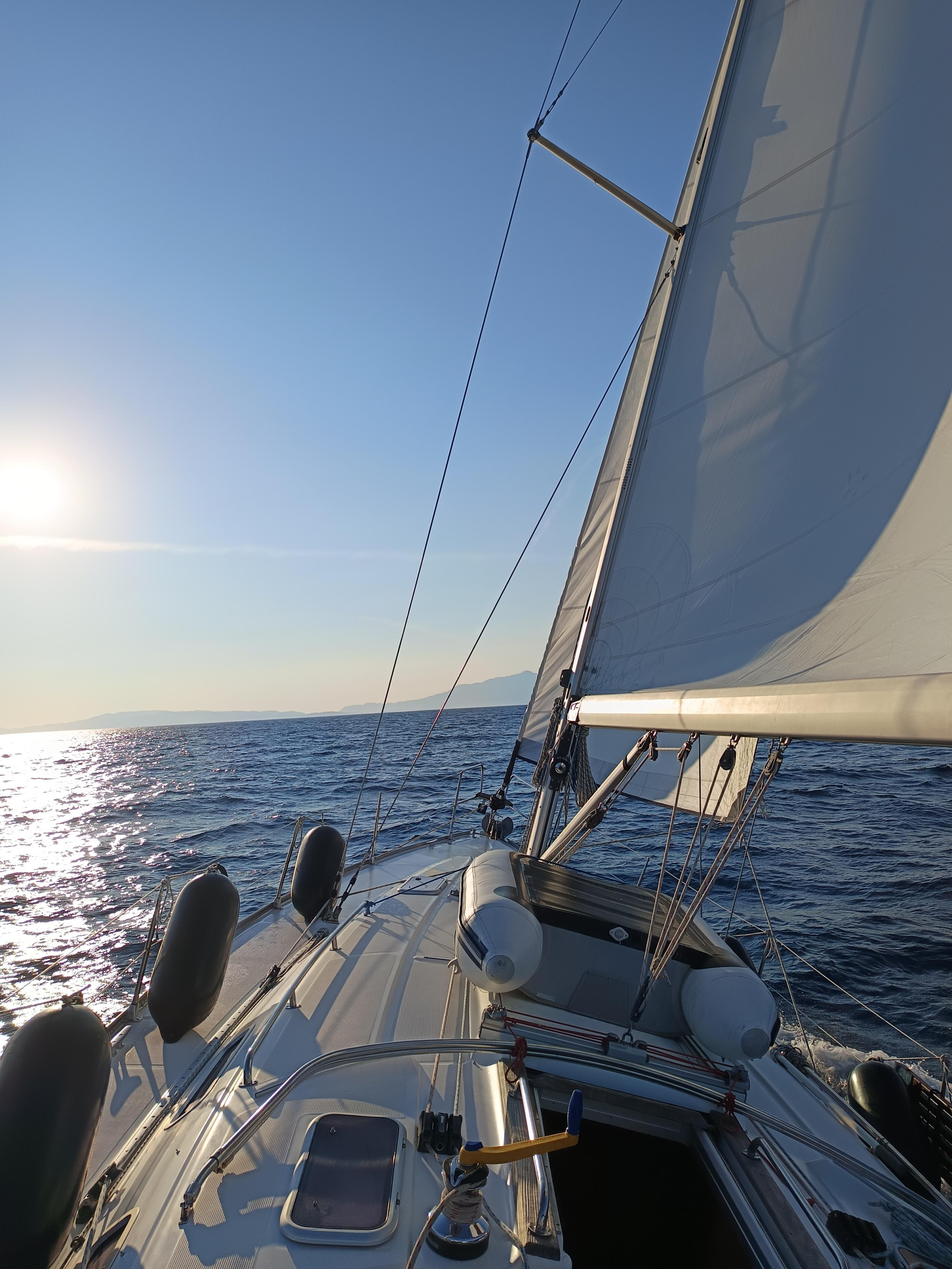 Bavaria 38 — photo 24