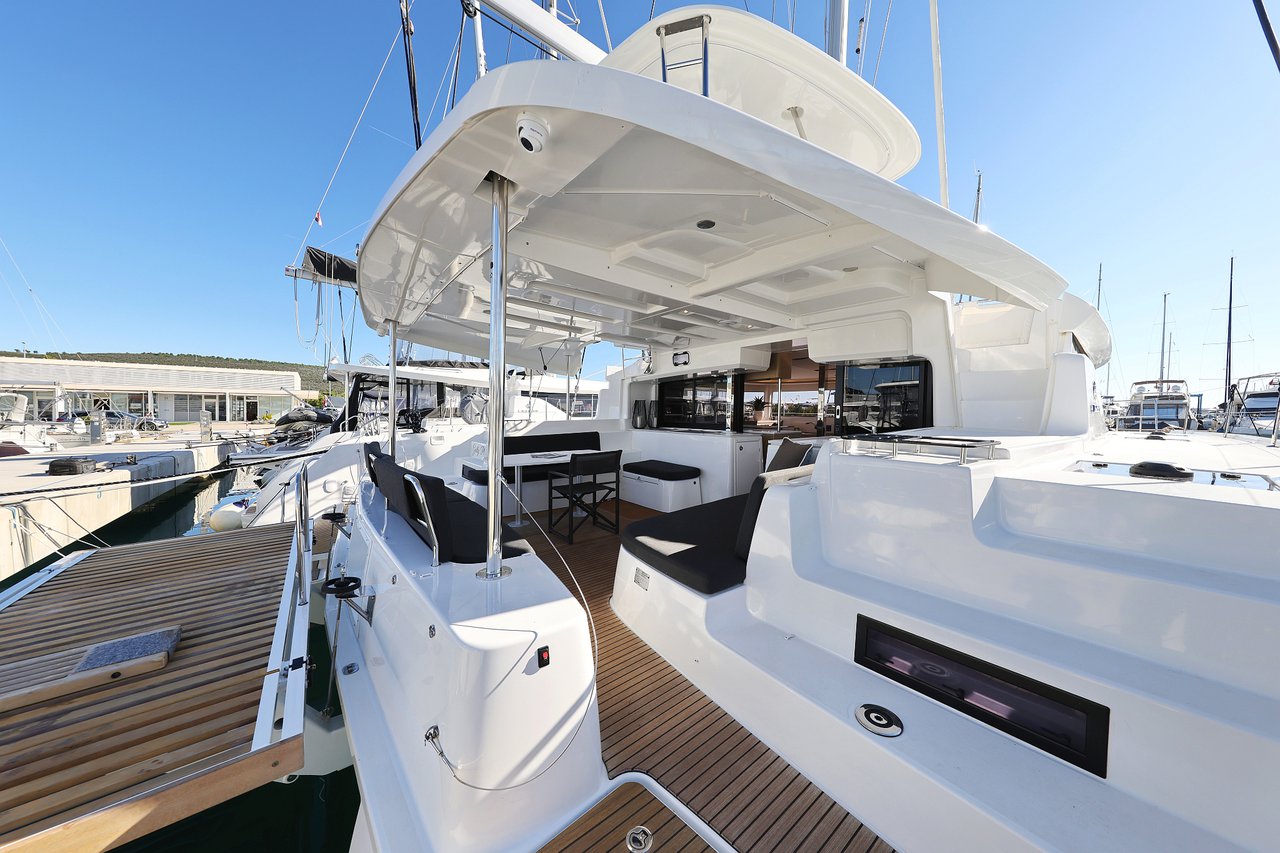 Lagoon 46 - 4 + 2 cab. — photo 4