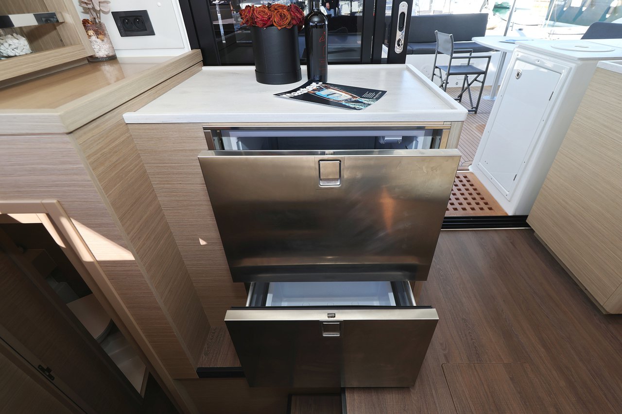 Lagoon 46 - 4 + 2 cab. — photo 16