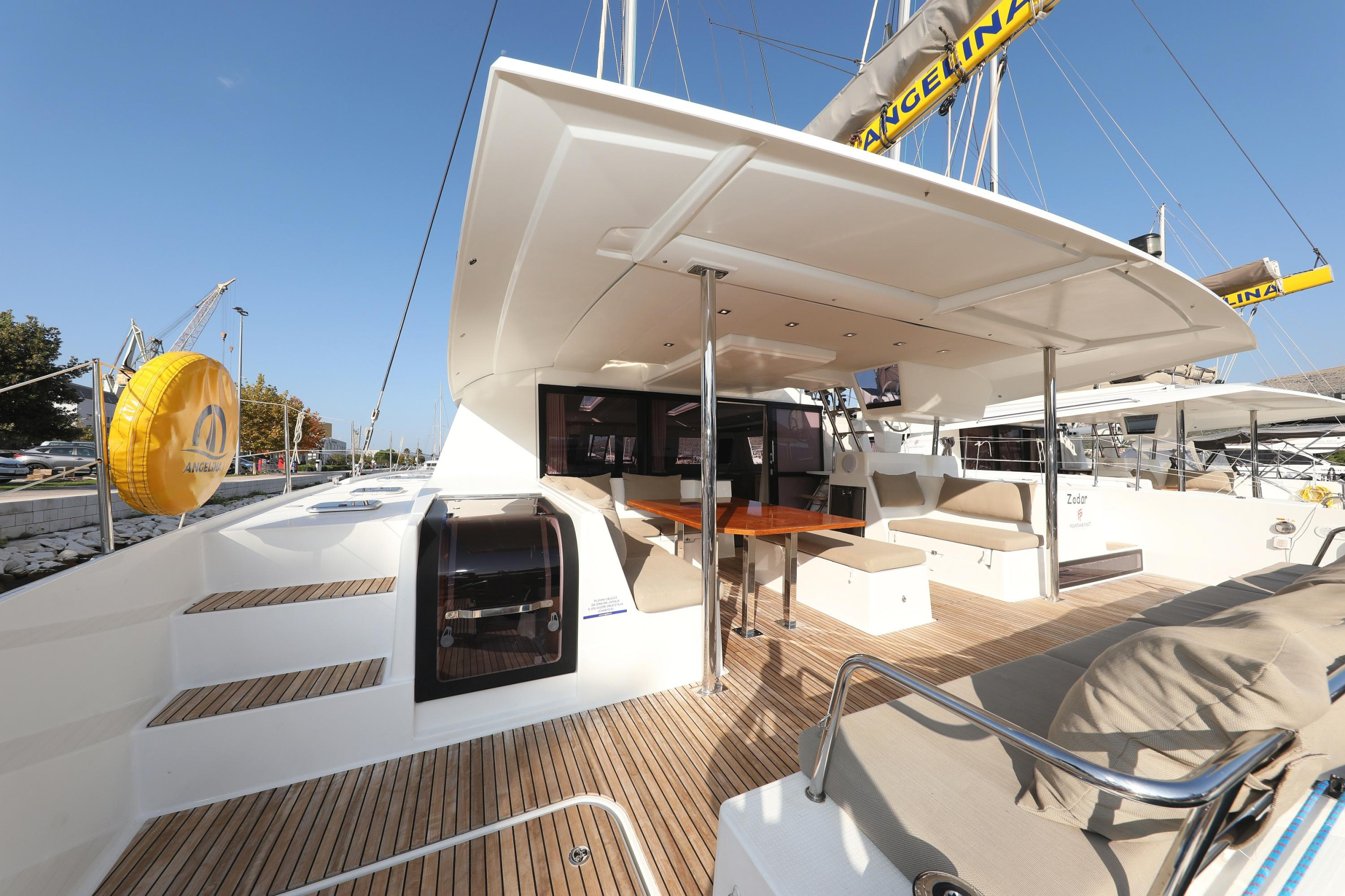 Fountaine Pajot Saba 50 - 6 + 1 cab. — photo 3