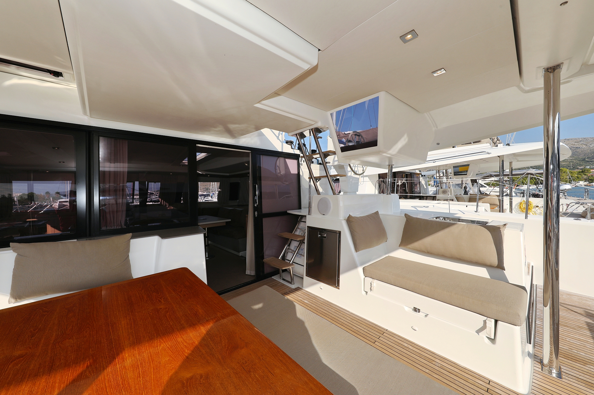 Fountaine Pajot Saba 50 - 6 + 1 cab. — photo 7