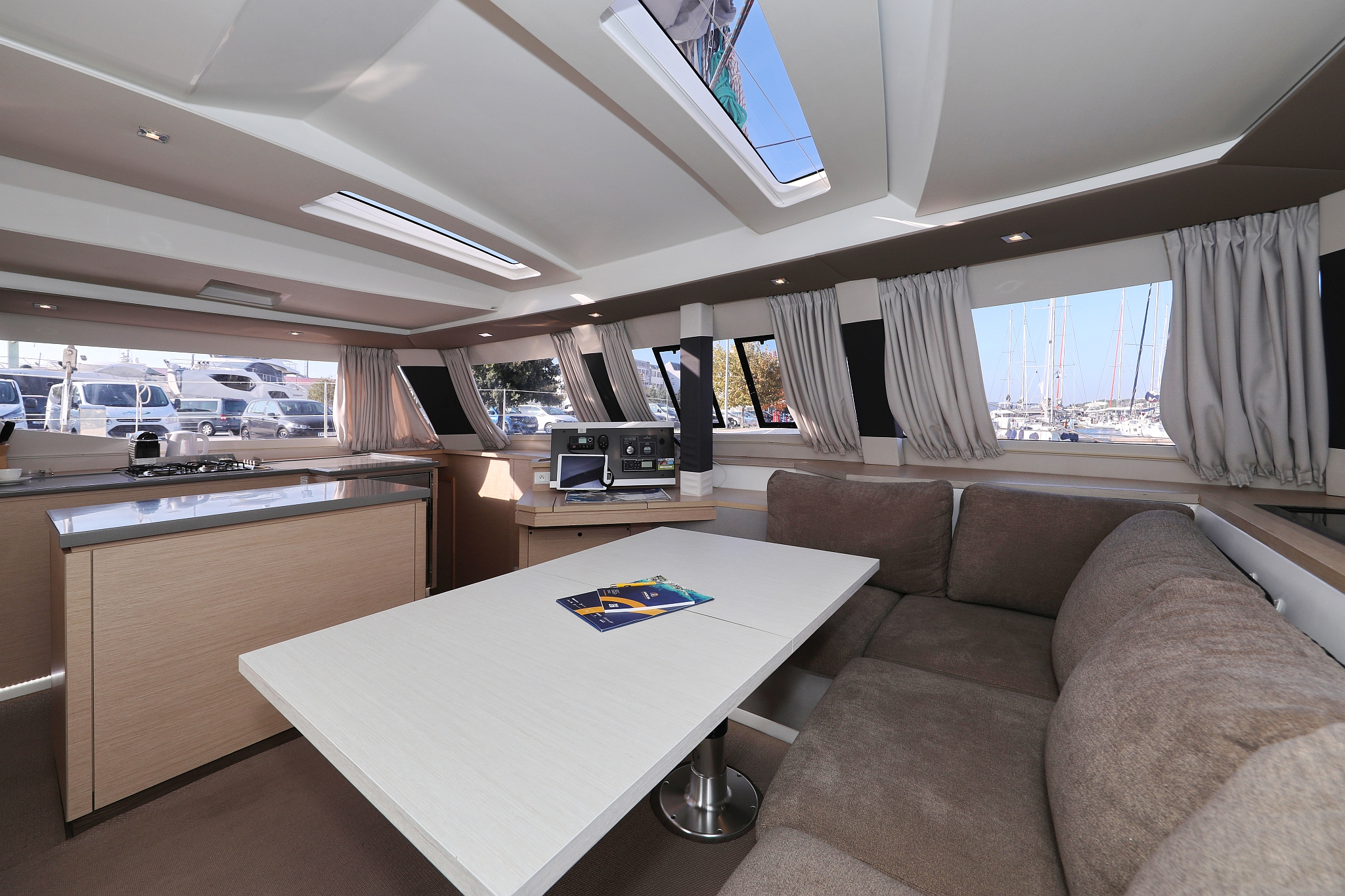 Fountaine Pajot Saba 50 - 6 + 1 cab. — photo 15