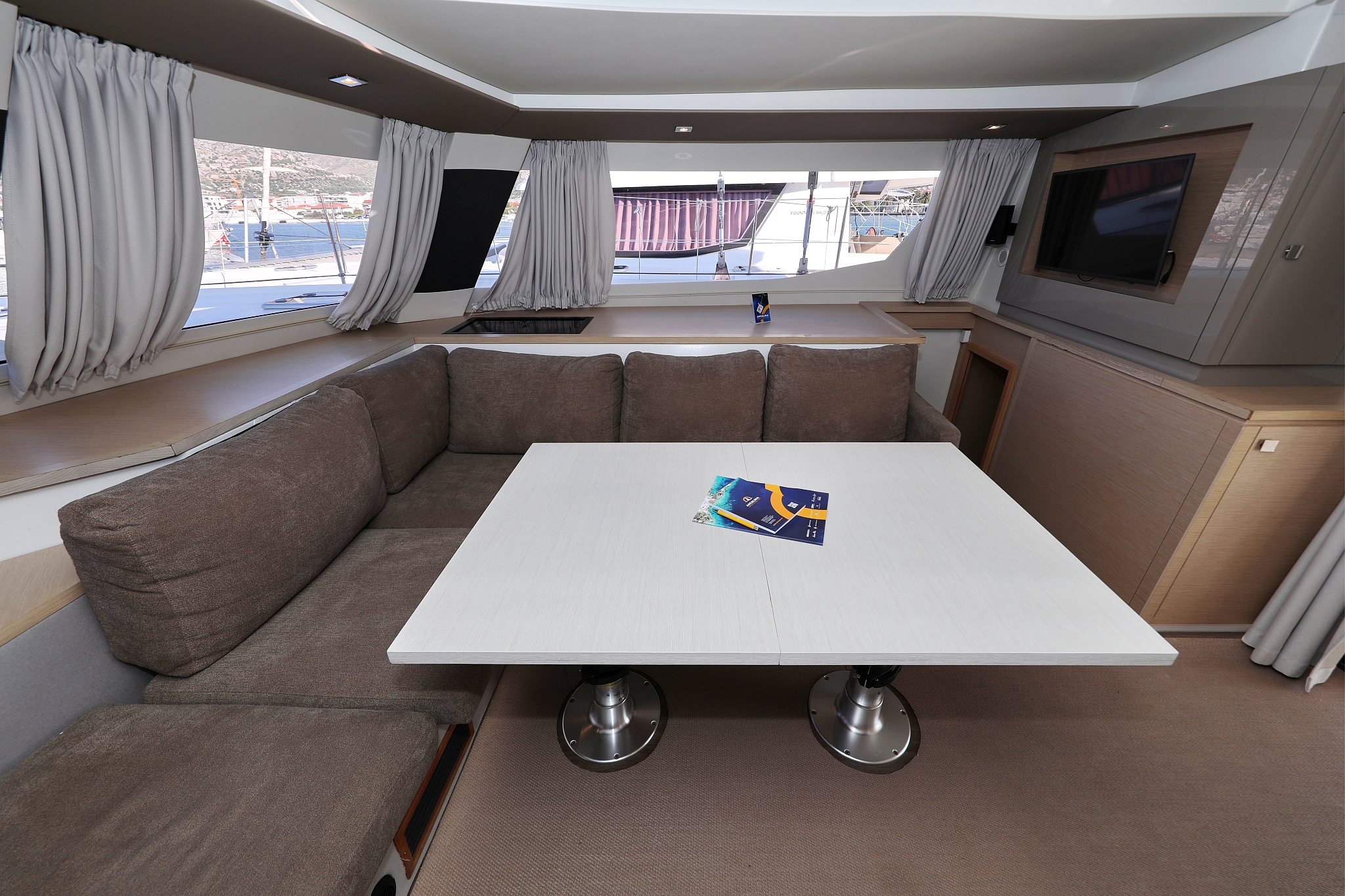 Fountaine Pajot Saba 50 - 6 + 1 cab. — photo 16
