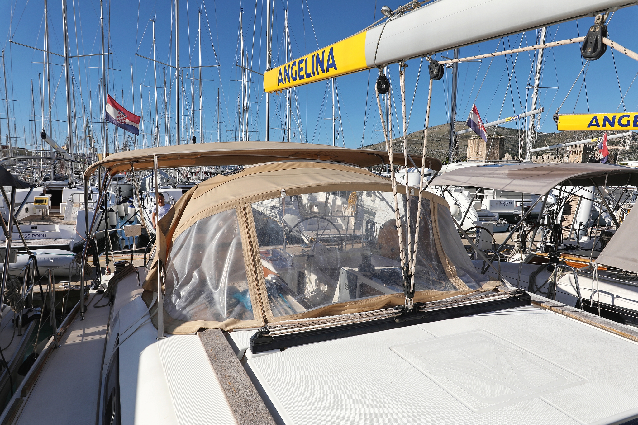 Dufour 412 GL — photo 18