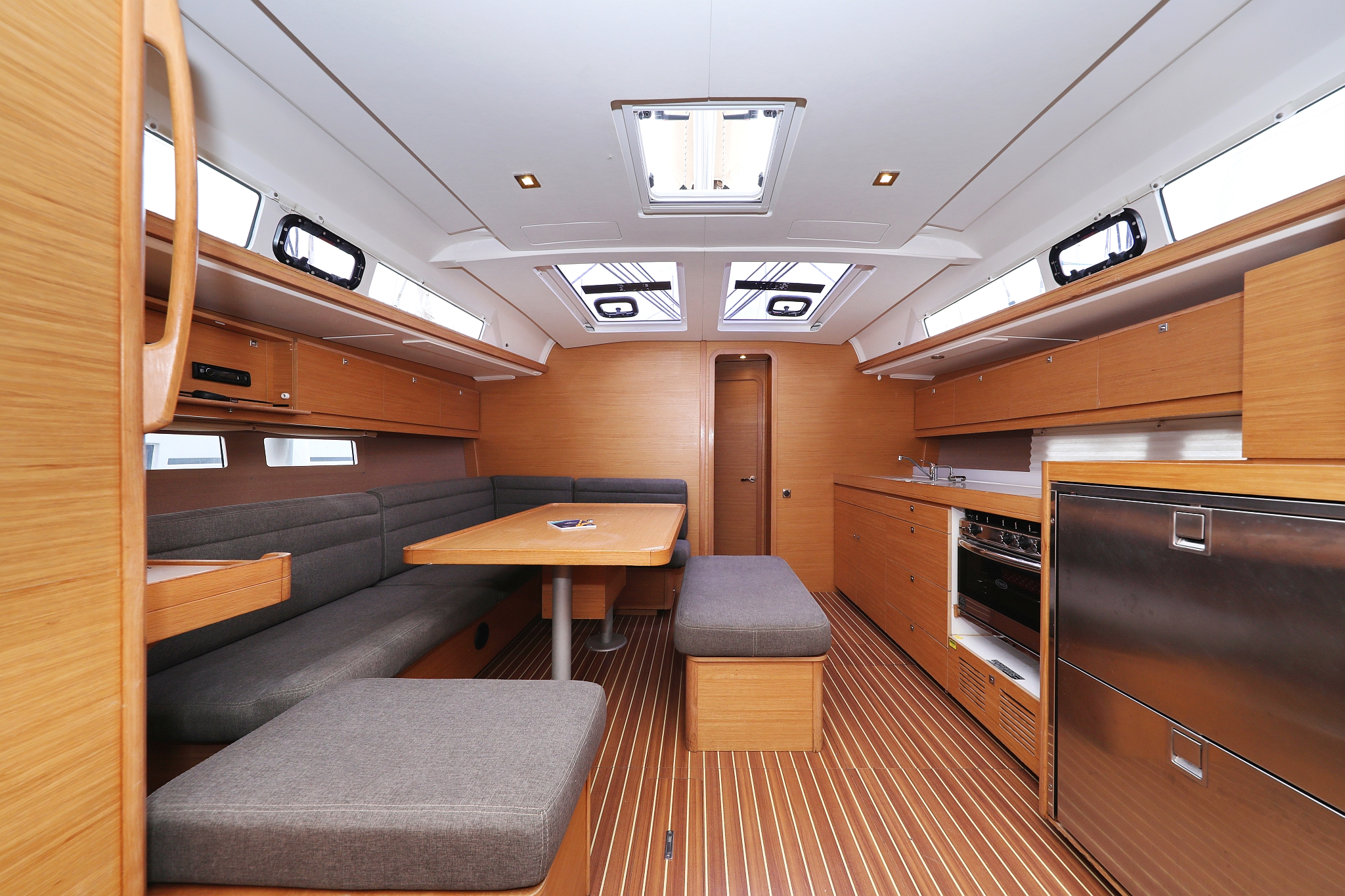 Dufour 460 GL — photo 8