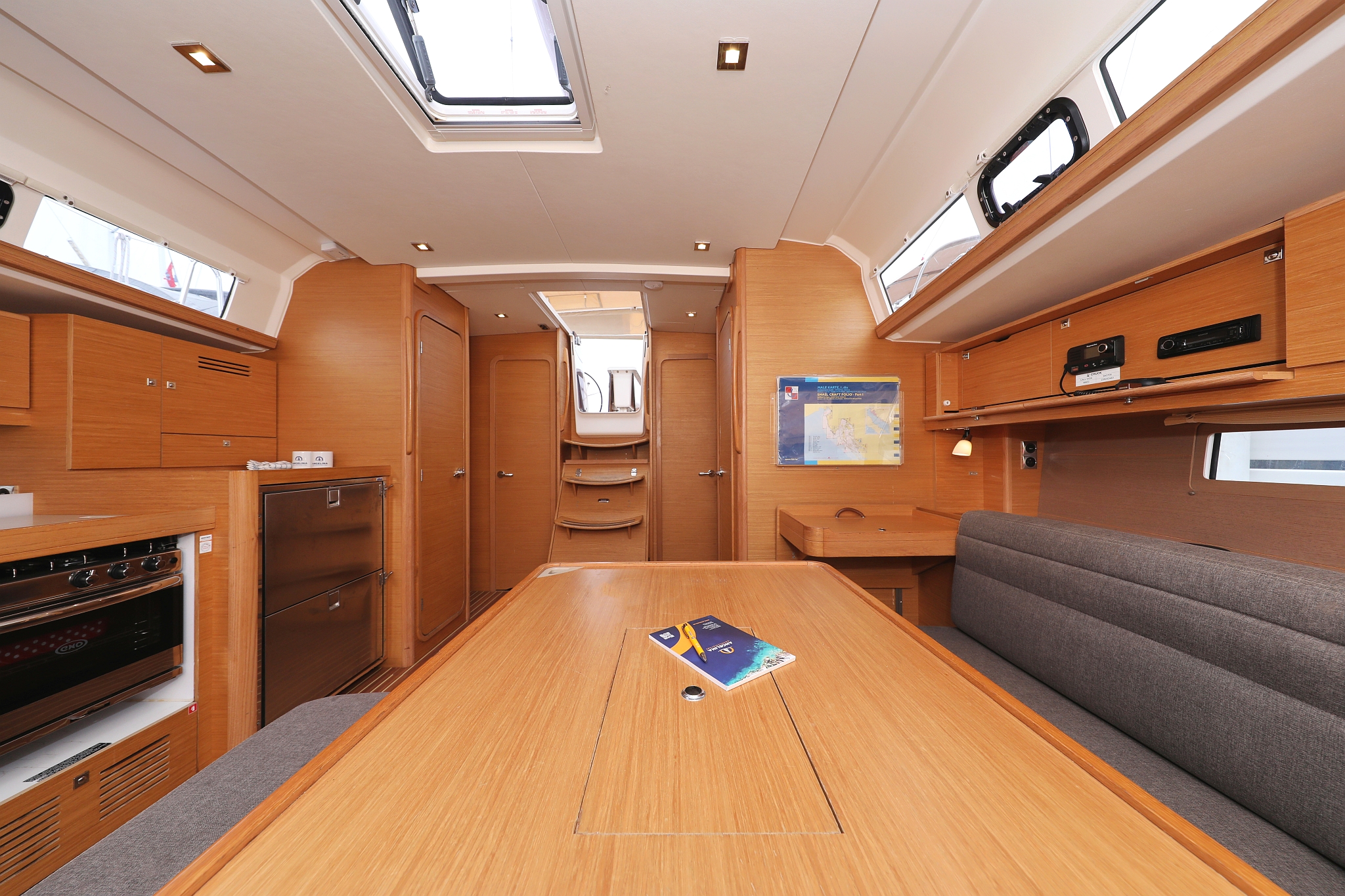 Dufour 460 GL — photo 12