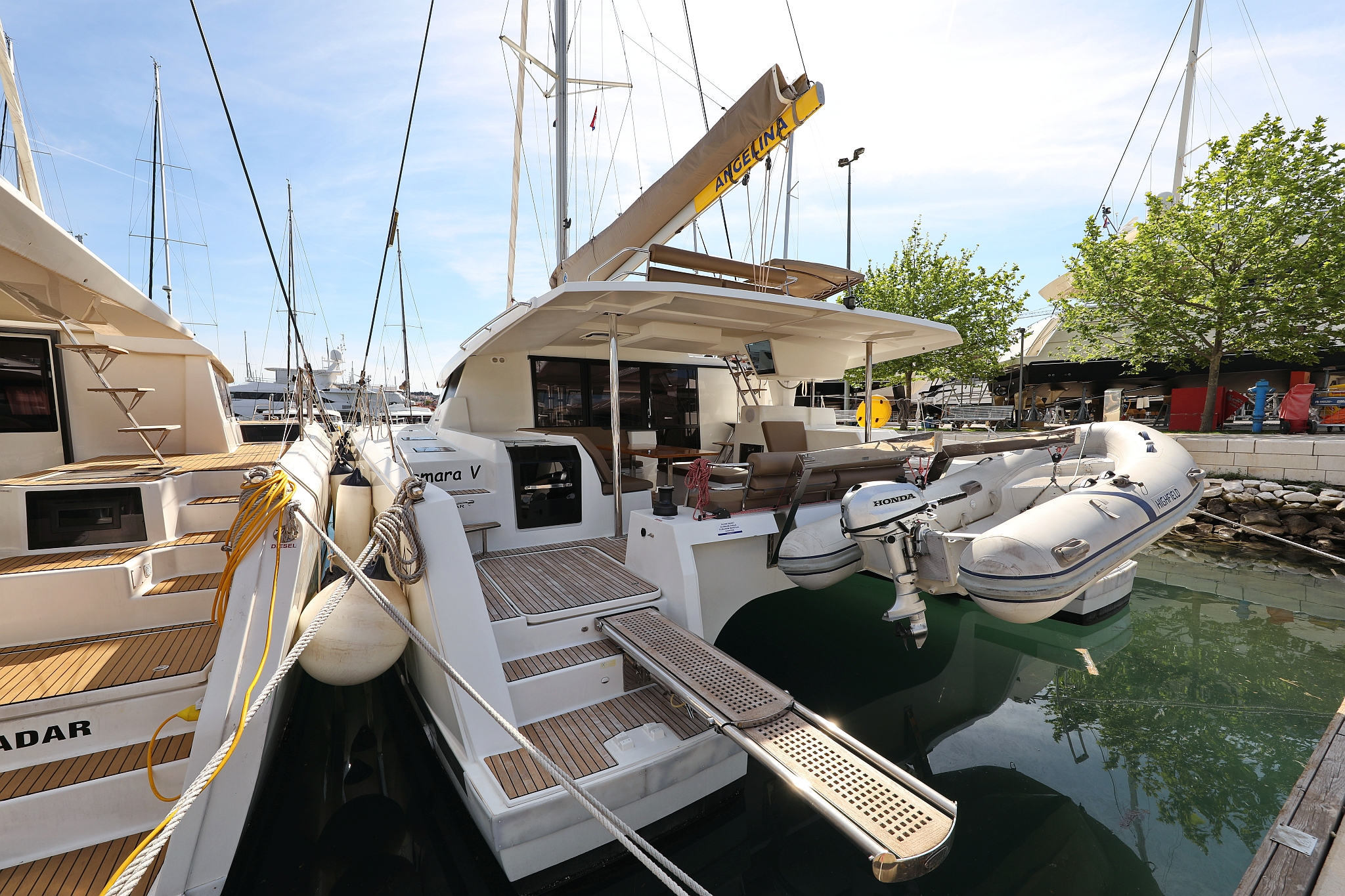 Fountaine Pajot Saona 47 Quintet - 5 + 1 cab. — photo 39