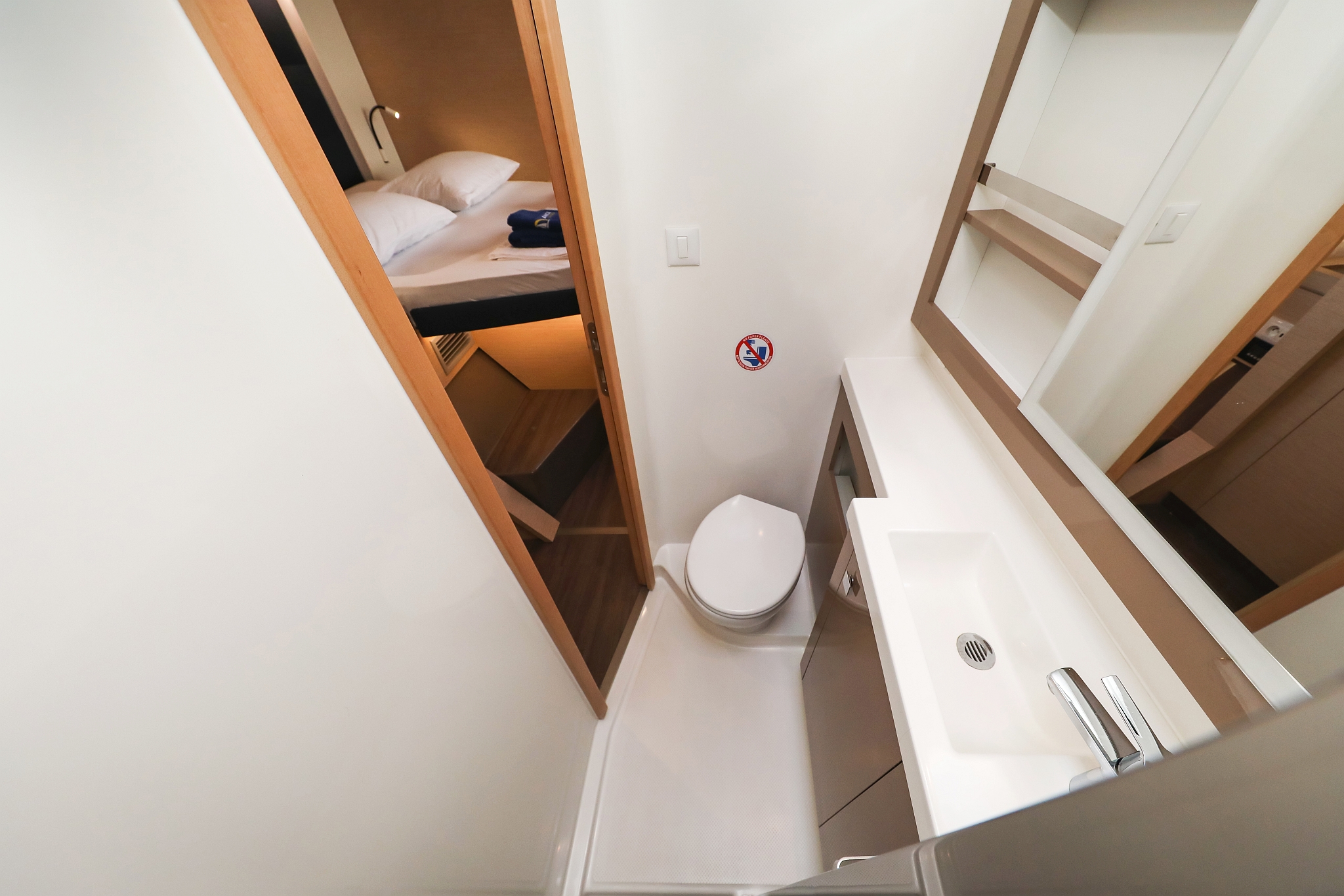 Fountaine Pajot Saona 47 Quintet - 5 + 1 cab. — photo 18