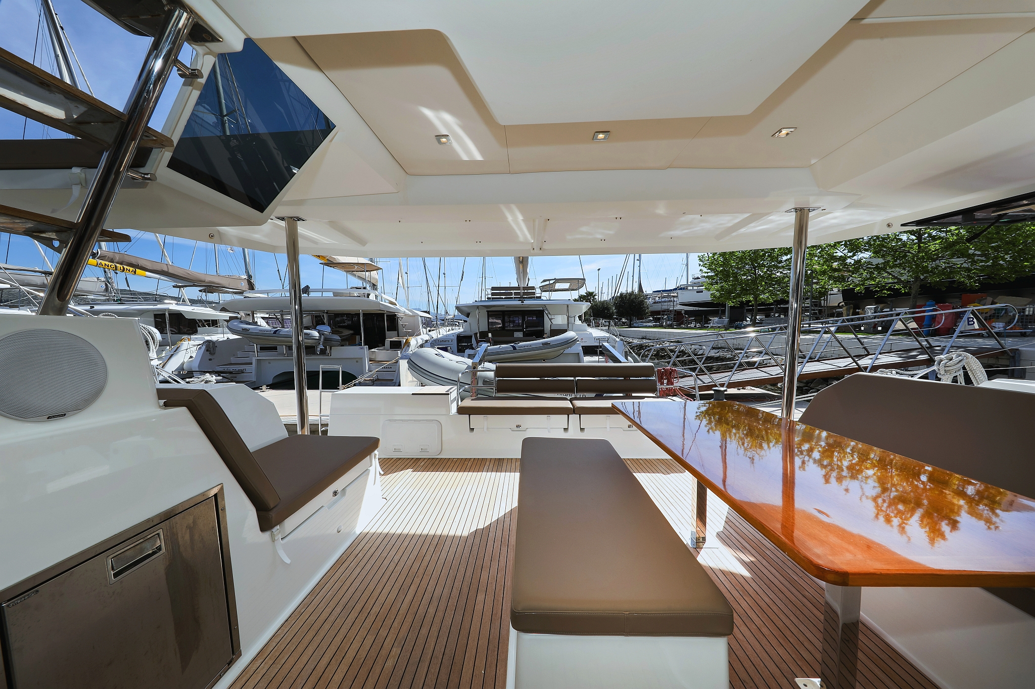 Fountaine Pajot Saona 47 Quintet - 5 + 1 cab. — photo 7