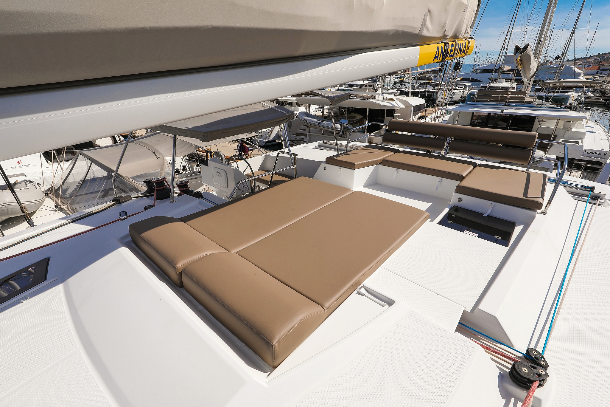 Fountaine Pajot Saona 47 Quintet - 5 + 1 cab. — photo 10