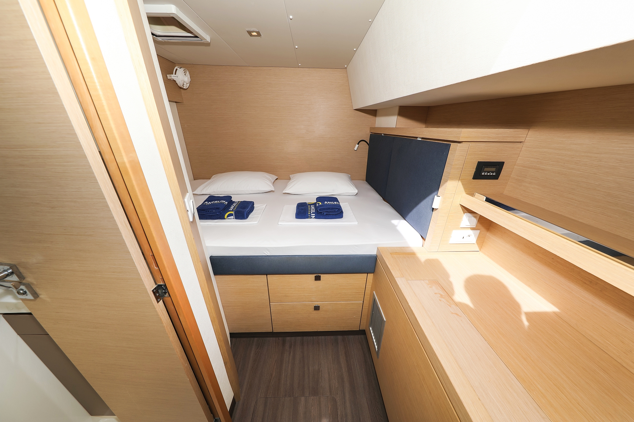 Fountaine Pajot Saona 47 Quintet - 5 + 1 cab. — photo 29