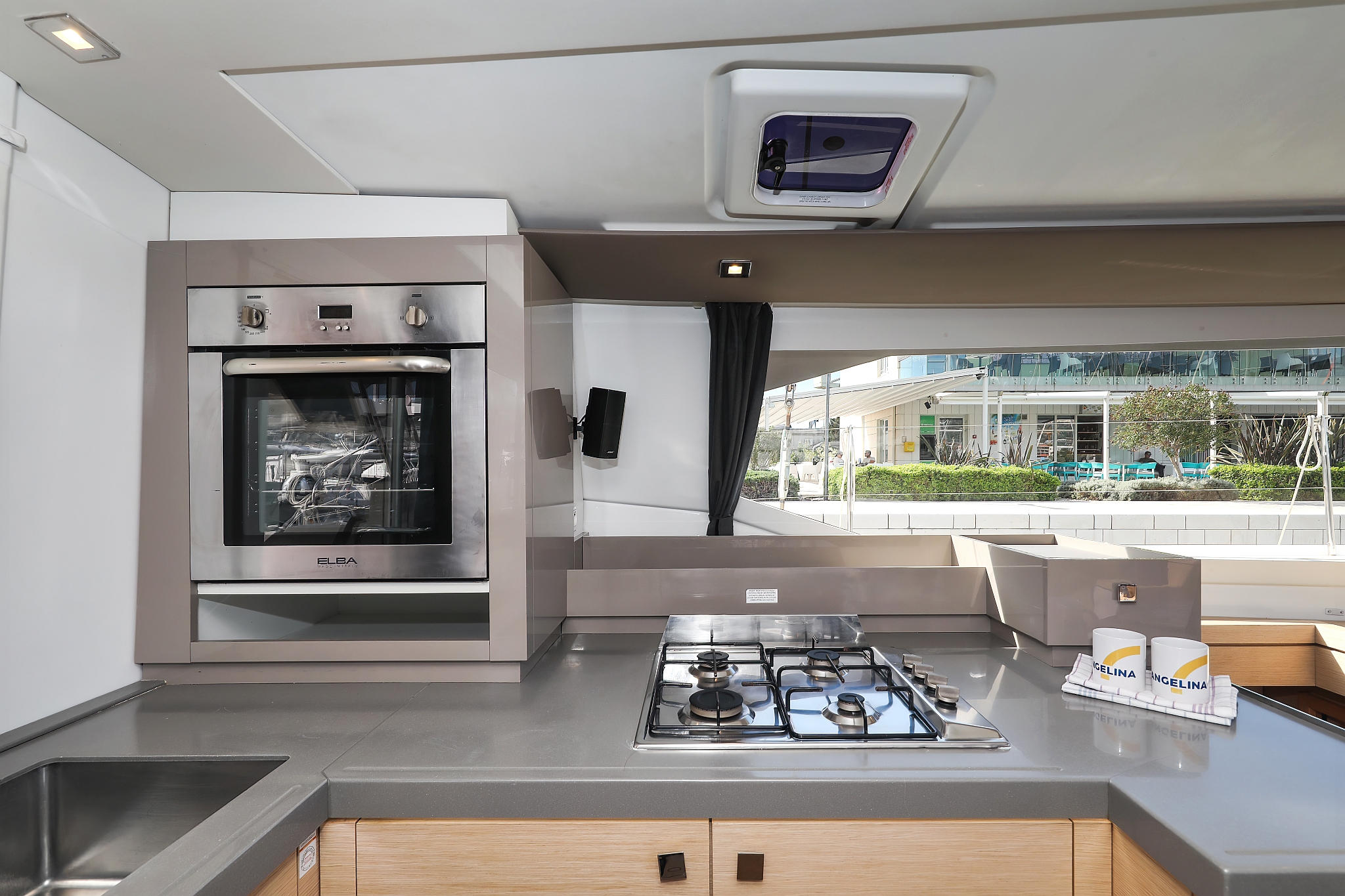 Fountaine Pajot Saona 47 Quintet - 5 + 1 cab. — photo 43