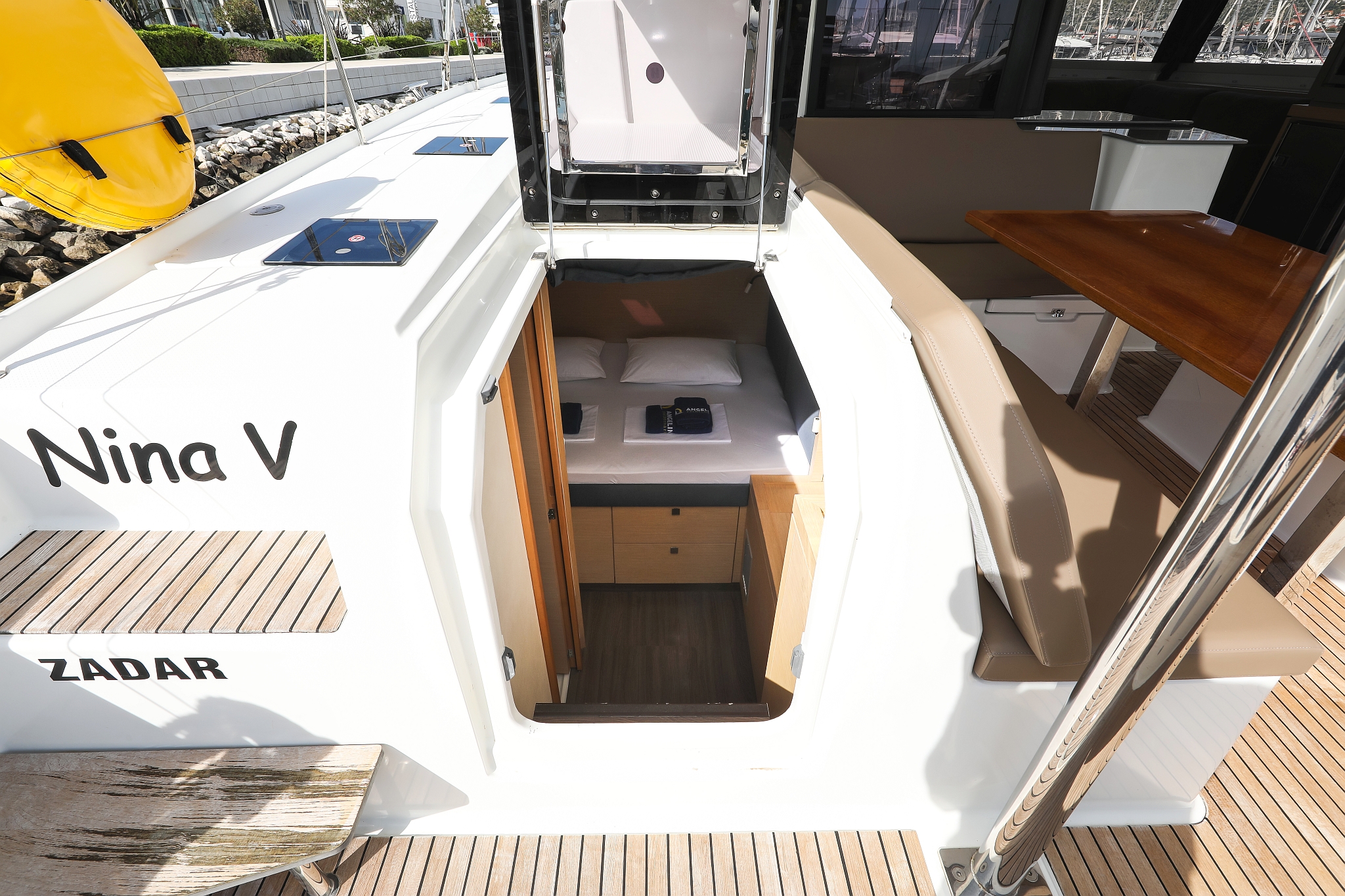 Fountaine Pajot Saona 47 Quintet - 5 + 1 cab. — photo 51