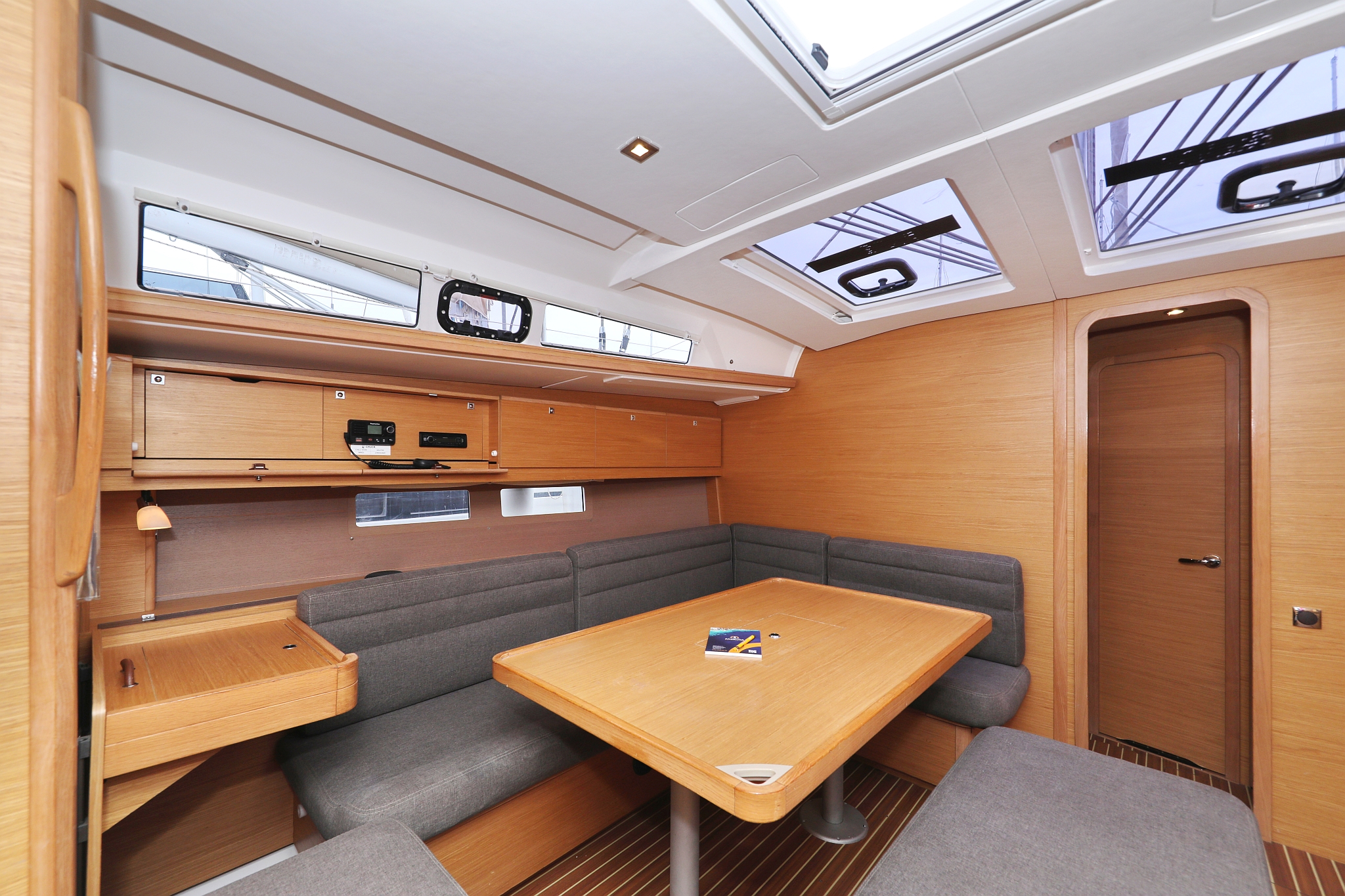 Dufour 460 GL — photo 10