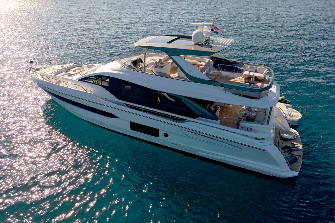 Azimut 78 Fly - 4 + 1 cab. — photo 7