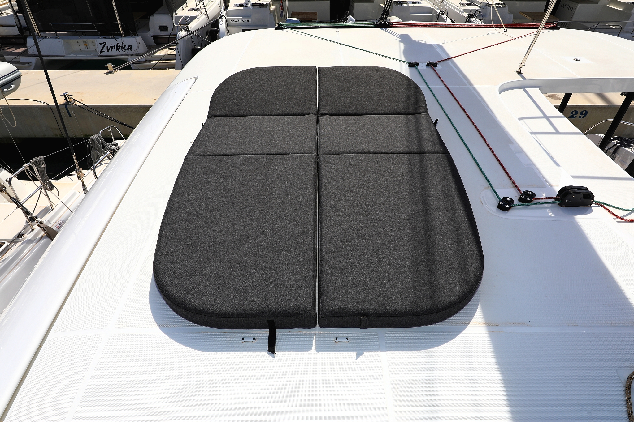 Lagoon 42 - 4 + 2 cab. — photo 19