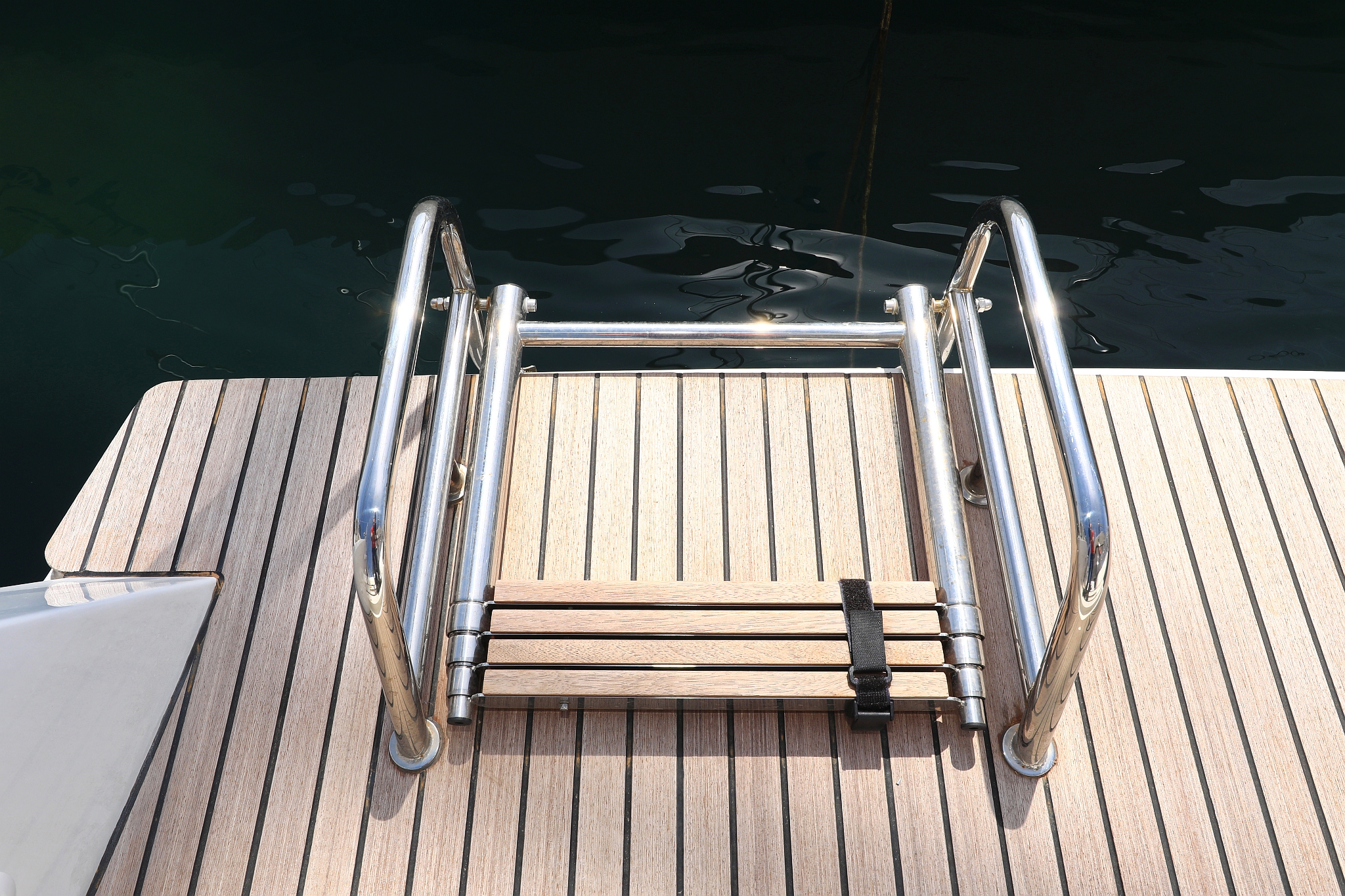 Lagoon 42 - 4 + 2 cab. — photo 30
